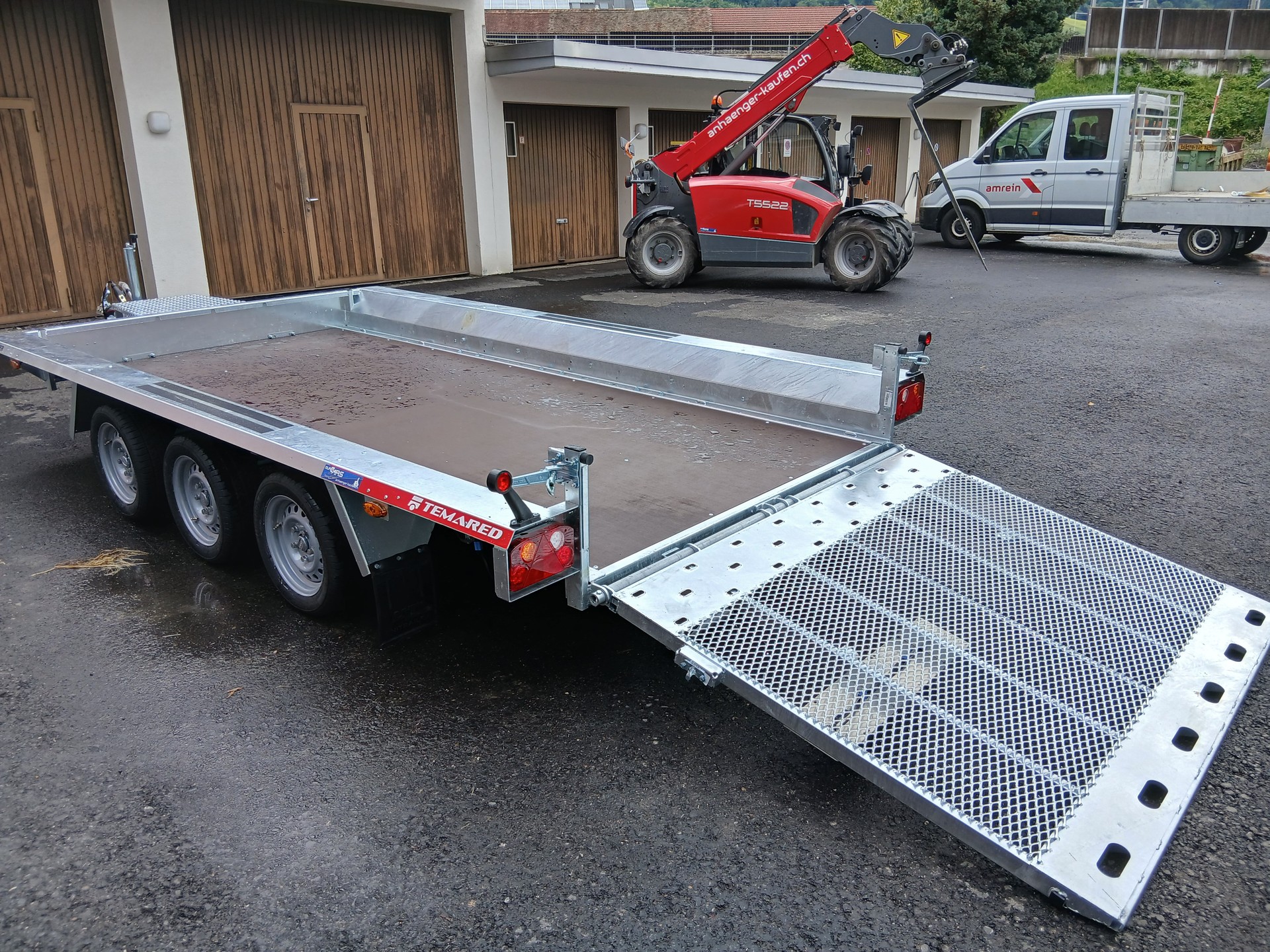 TEMARED BUILDER 3 4018/3 3'500kg Baumaschinentransporter ganze Rampe-image-3