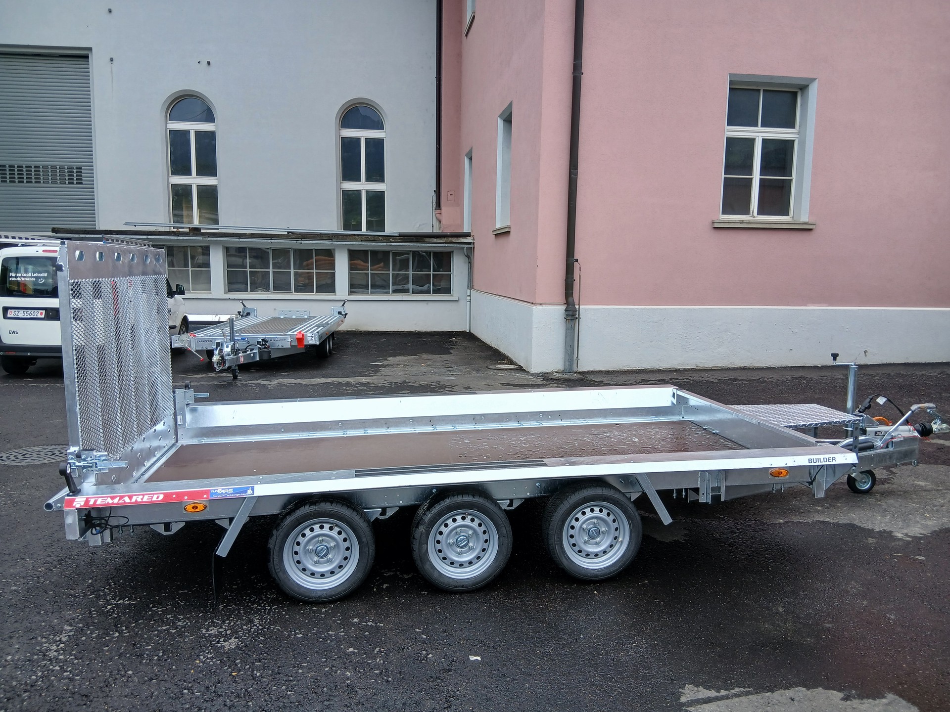 TEMARED BUILDER 3 4018/3 3'500kg Baumaschinentransporter ganze Rampe-image-0