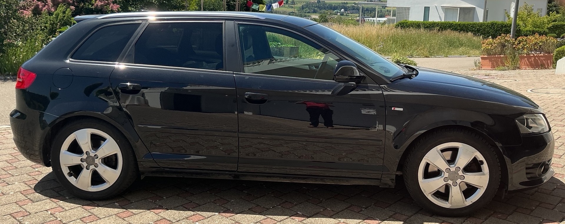 AUDI 2.0 16V T FSI Ambition q.S-Tr-image-2