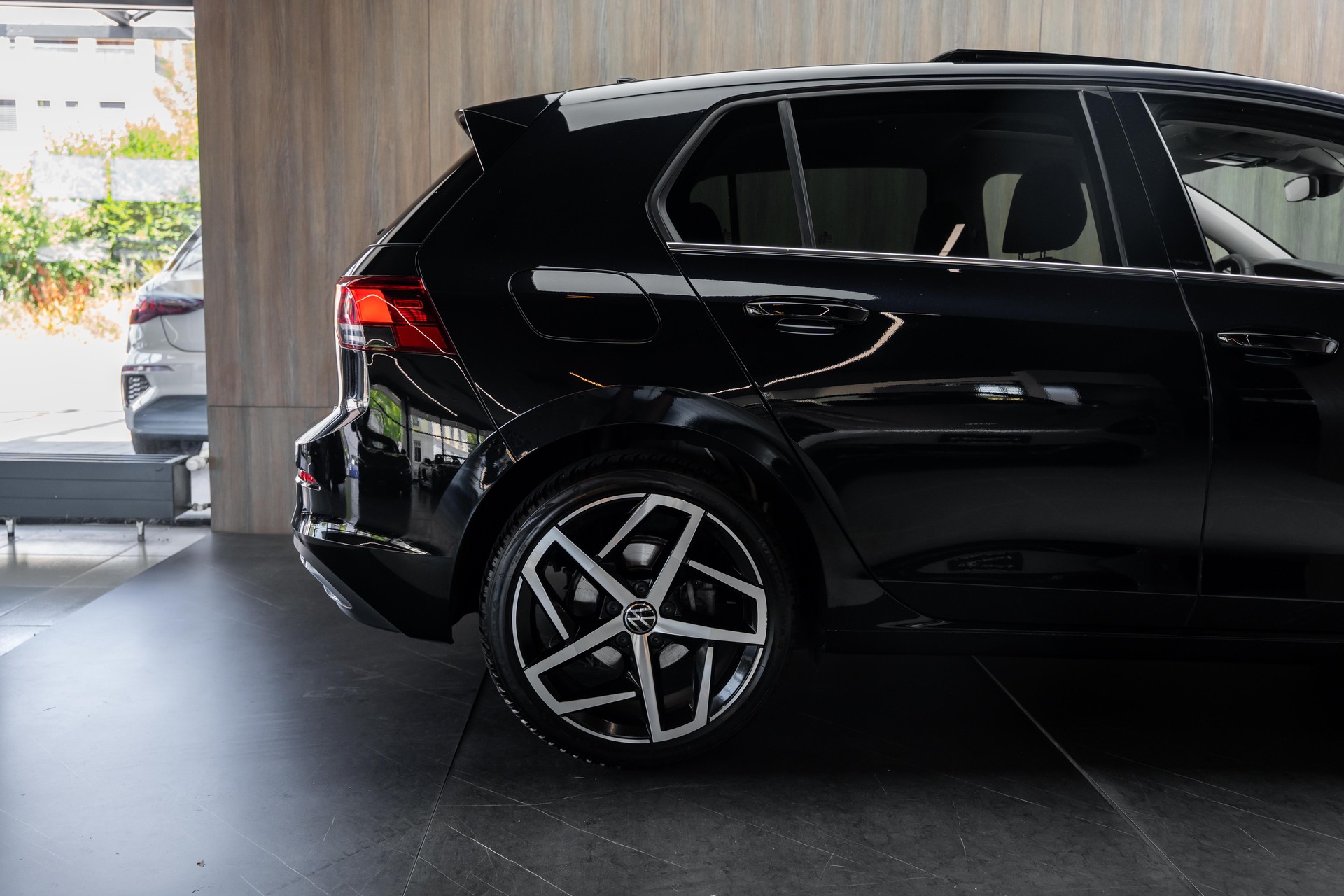 VW Golf 1.5 eTSI mHEV ACT Style DSG-image-31
