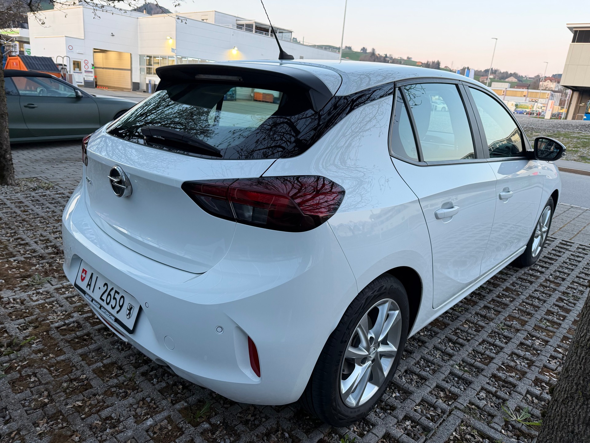 OPEL 1.2 T Edition-image-3