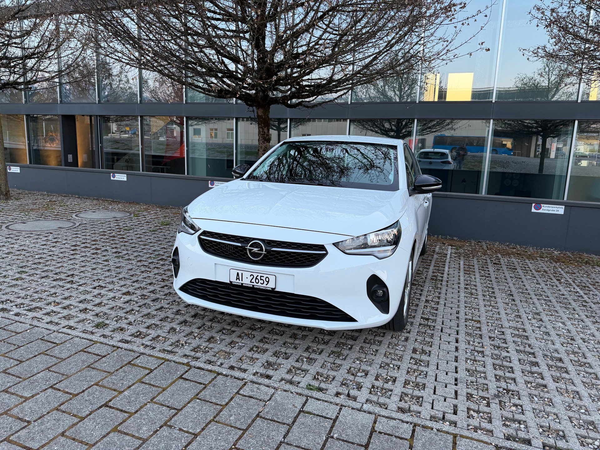 OPEL 1.2 T Edition-image-1