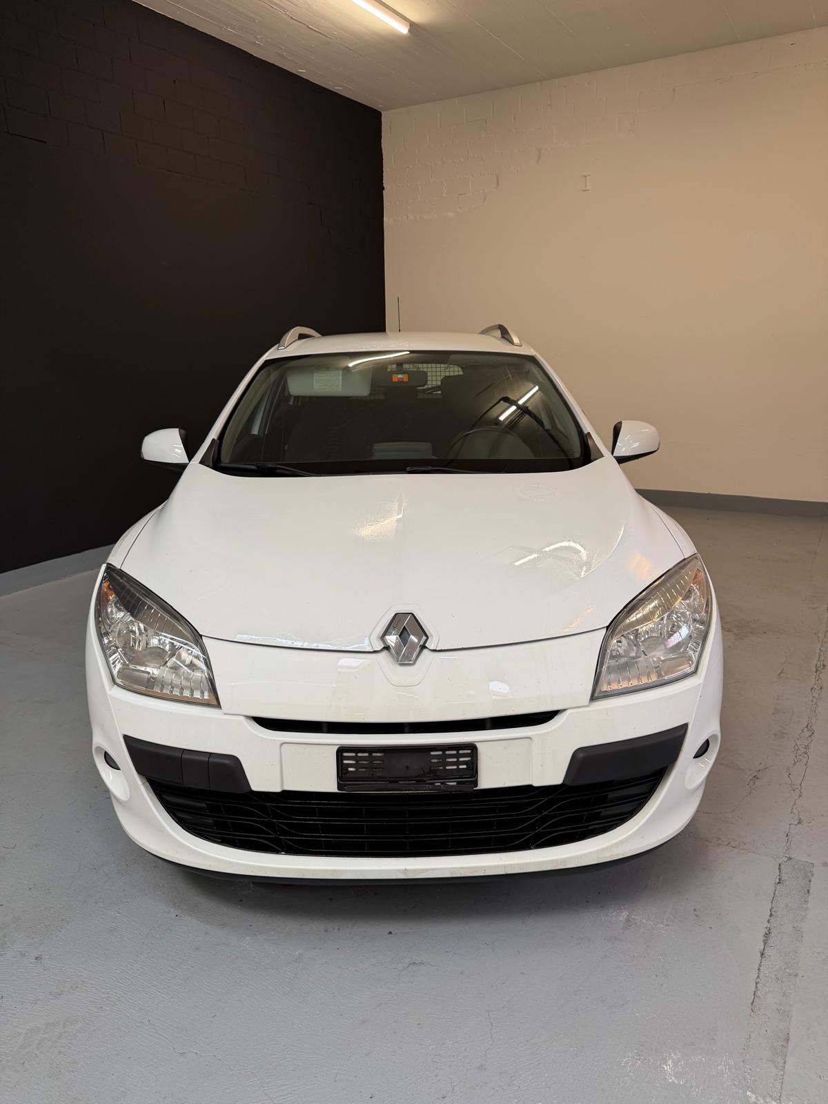 RENAULT Mégane Grandtour 1.5 dCi Dynamique ***CH-Fahrzeug***-image-1