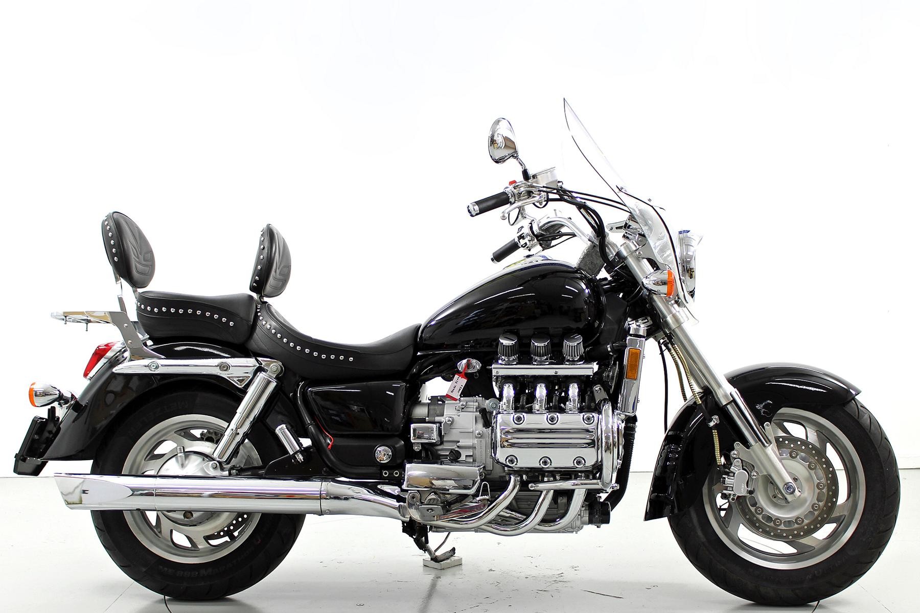 HONDA GL 1500 C-showroom-element-3