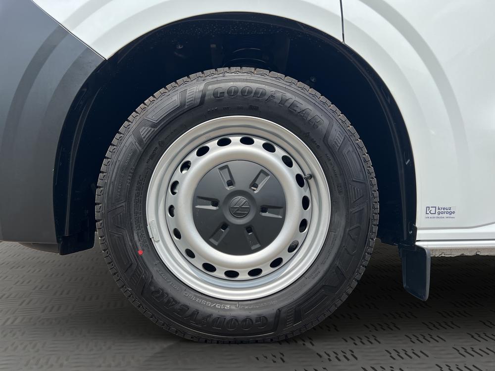 VW e-Transporter 70 kWh 4Motion-image-11