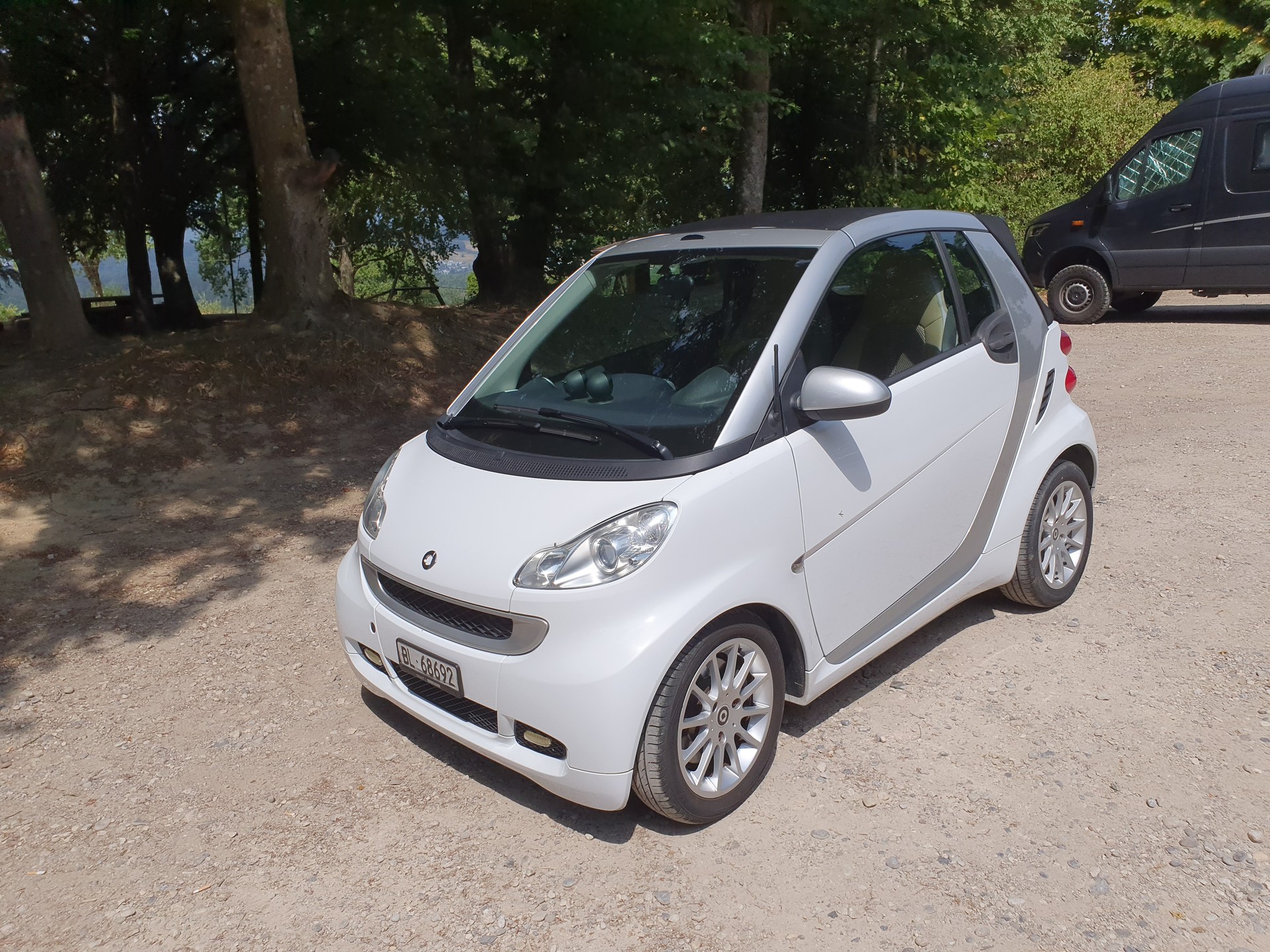 SMART 451 MhD Cabrio-image-1