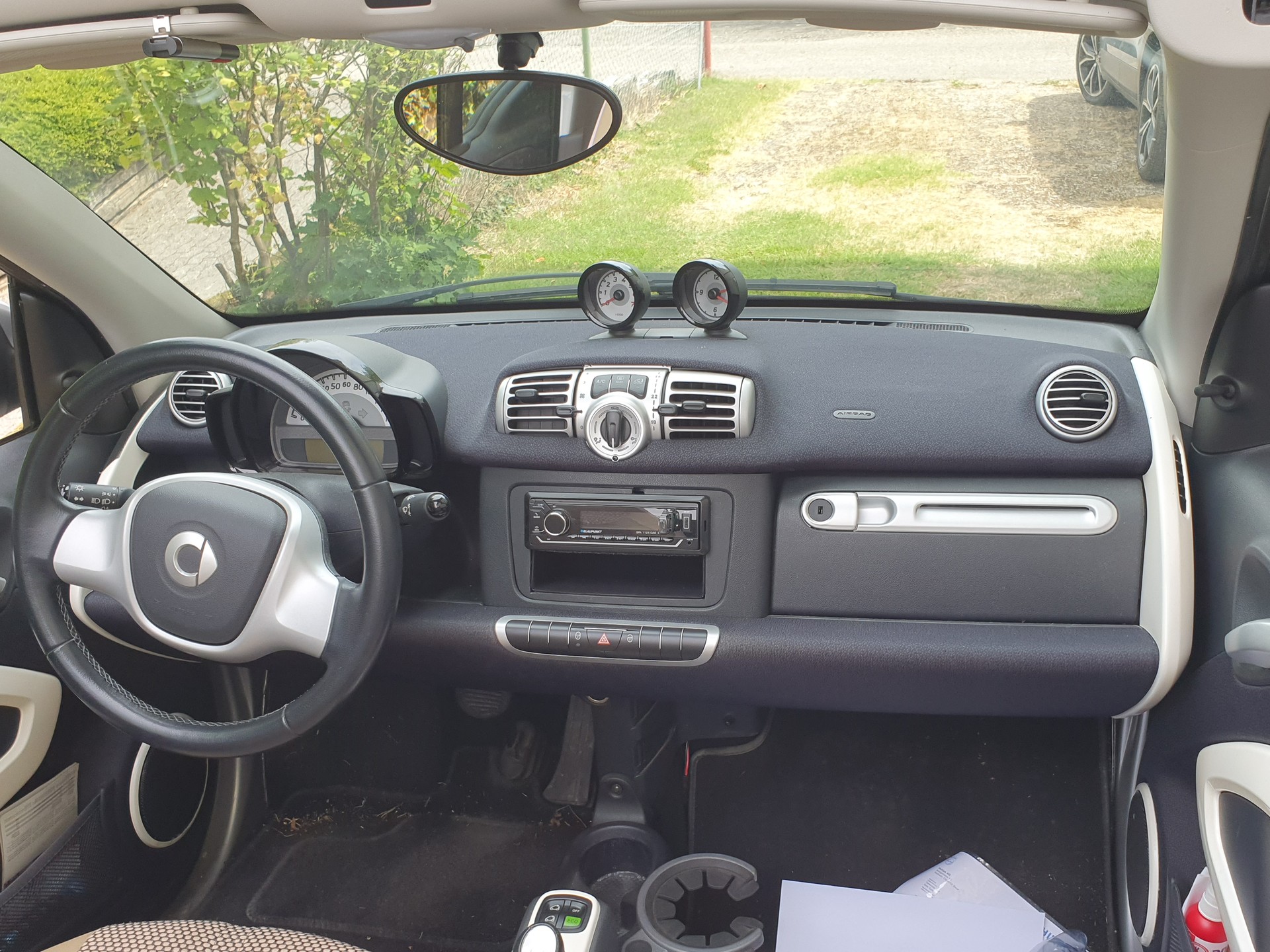 SMART 451 MhD Cabrio-image-4