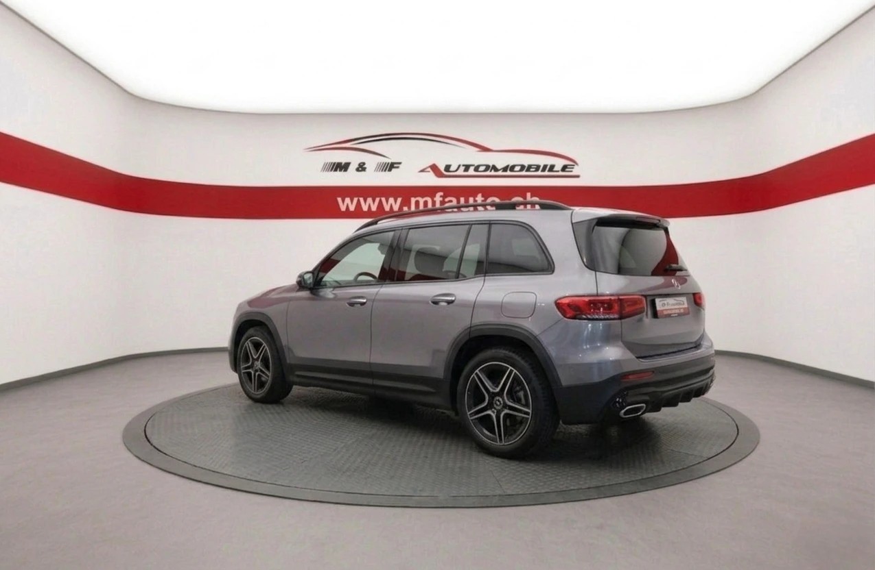 MERCEDES-BENZ GLB 250 AMG Line 4matic * CH FAHRZEUG * AHK * 7 Plätzer *-image-3