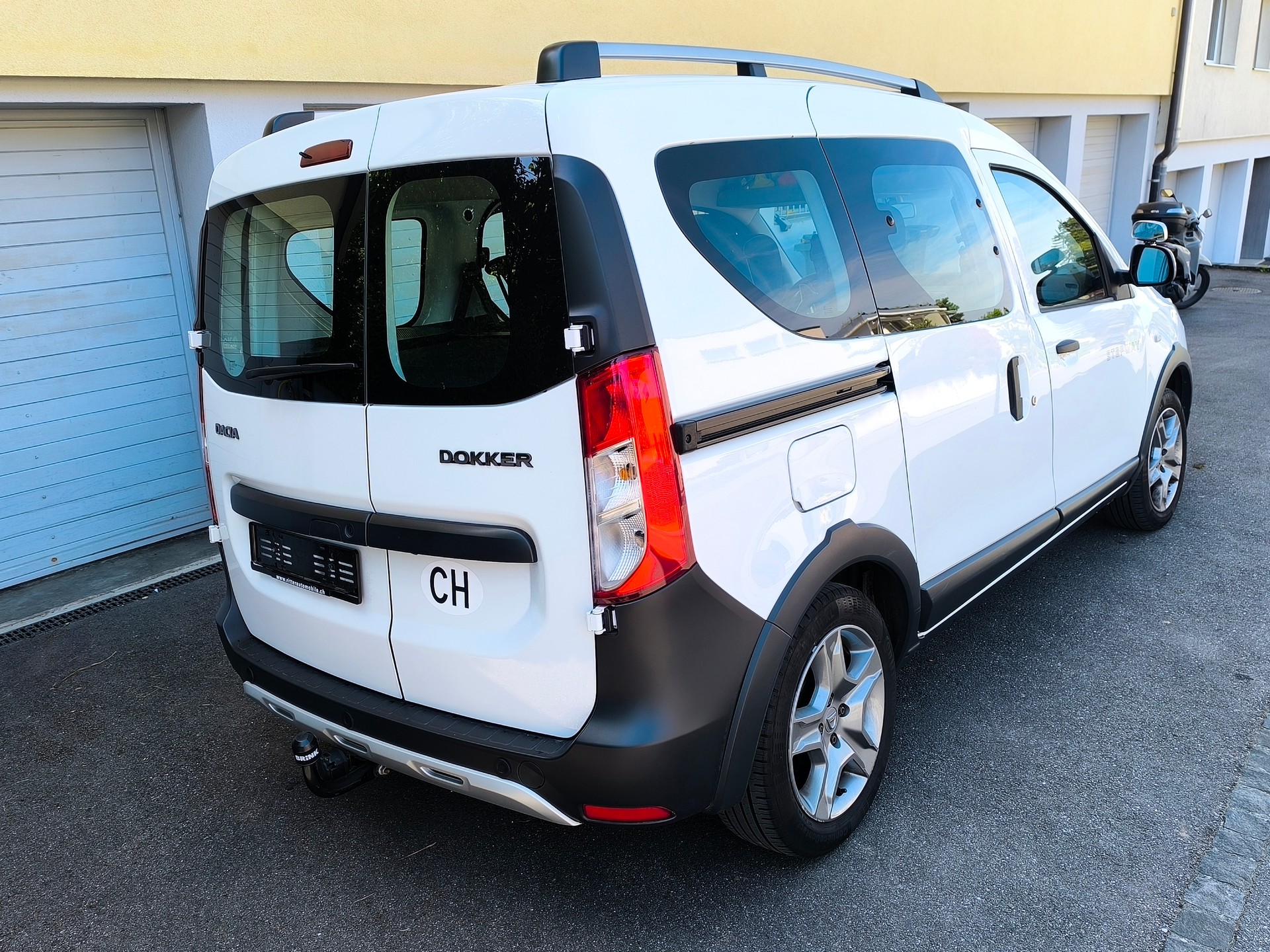 DACIA 1.3 TCe Stepway-image-1