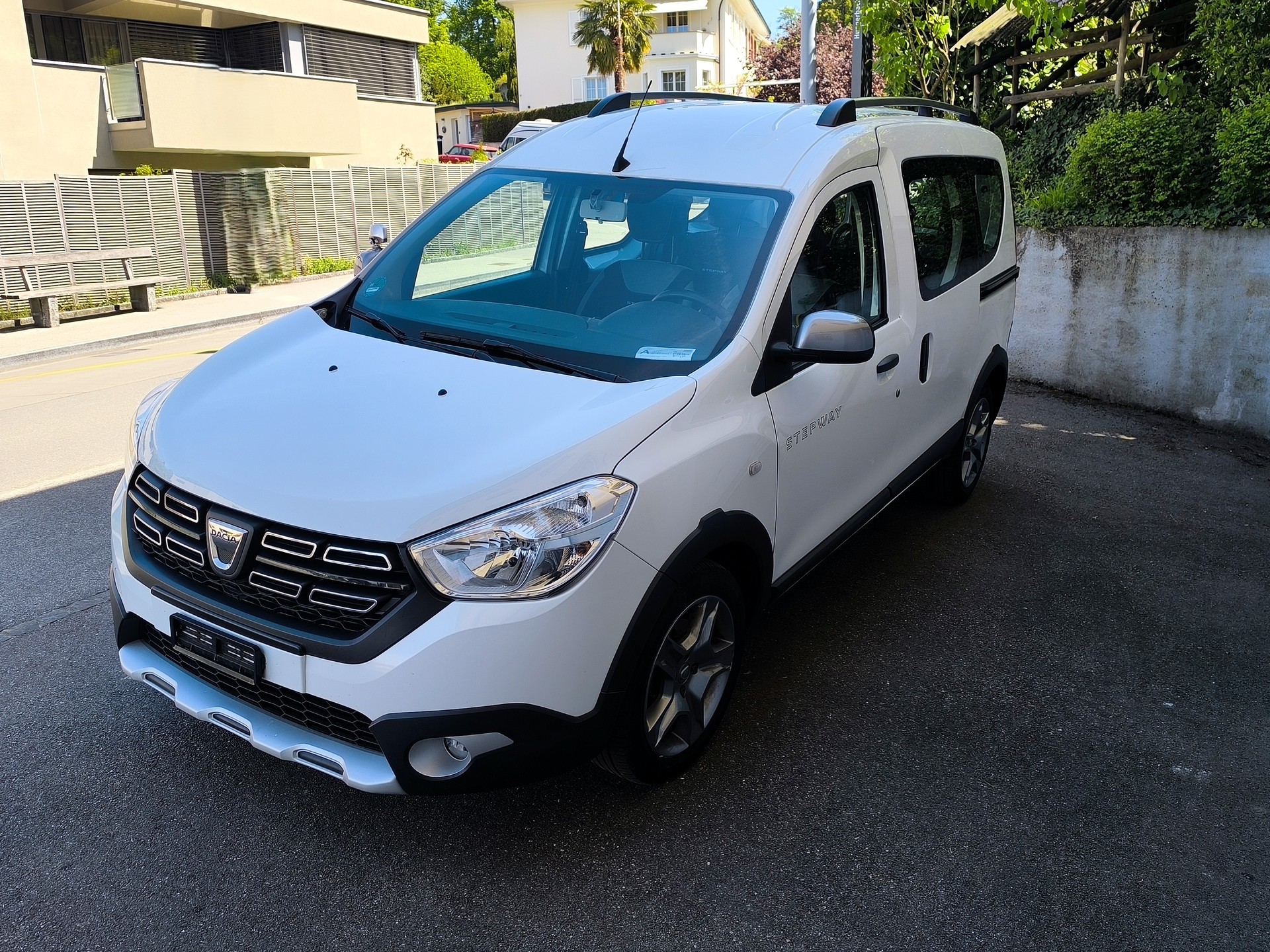 DACIA 1.3 TCe Stepway-image-0