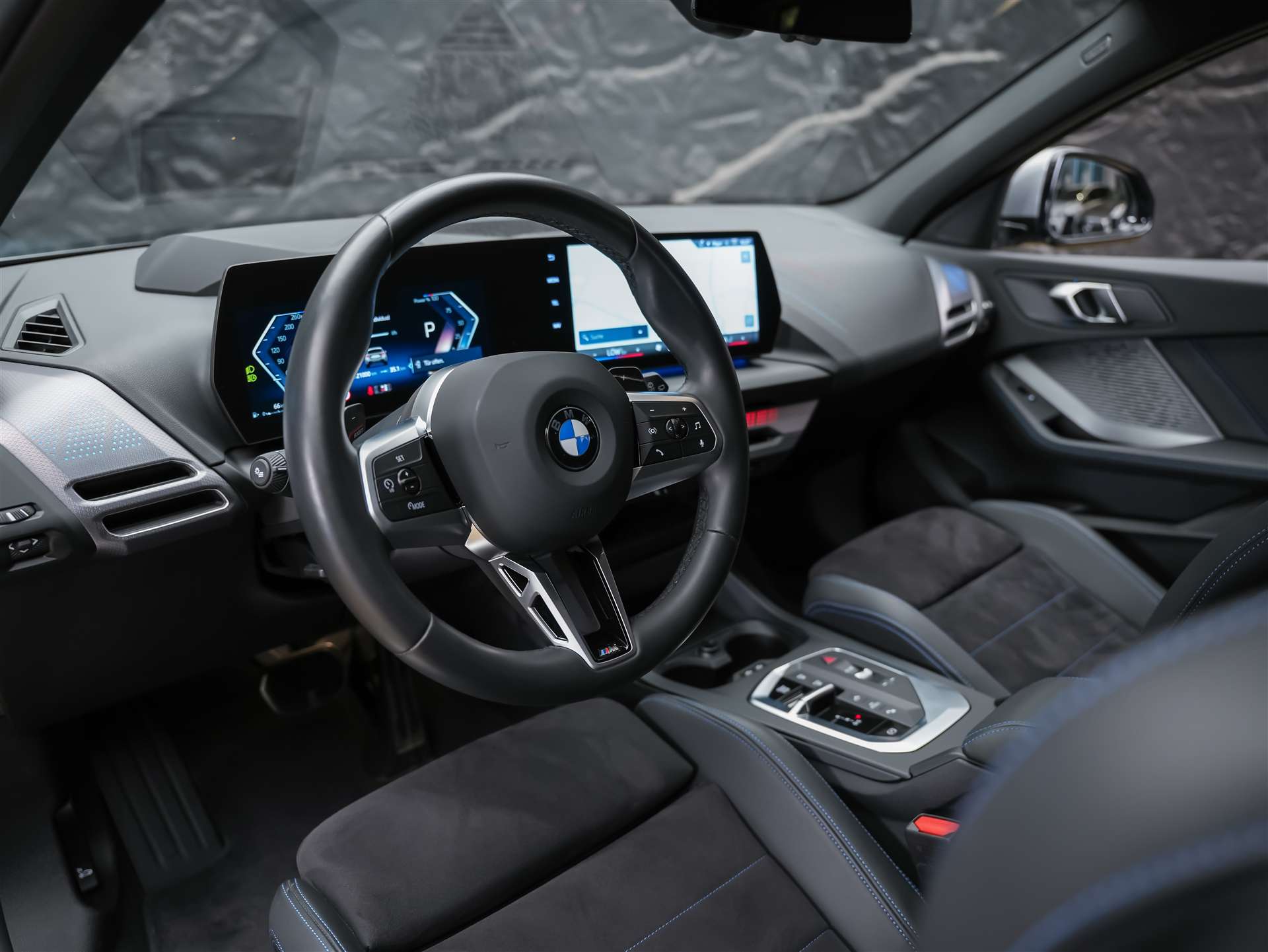 BMW 120 M Sport Steptronic *Werksgarantie*Head Up*Massage*-image-8