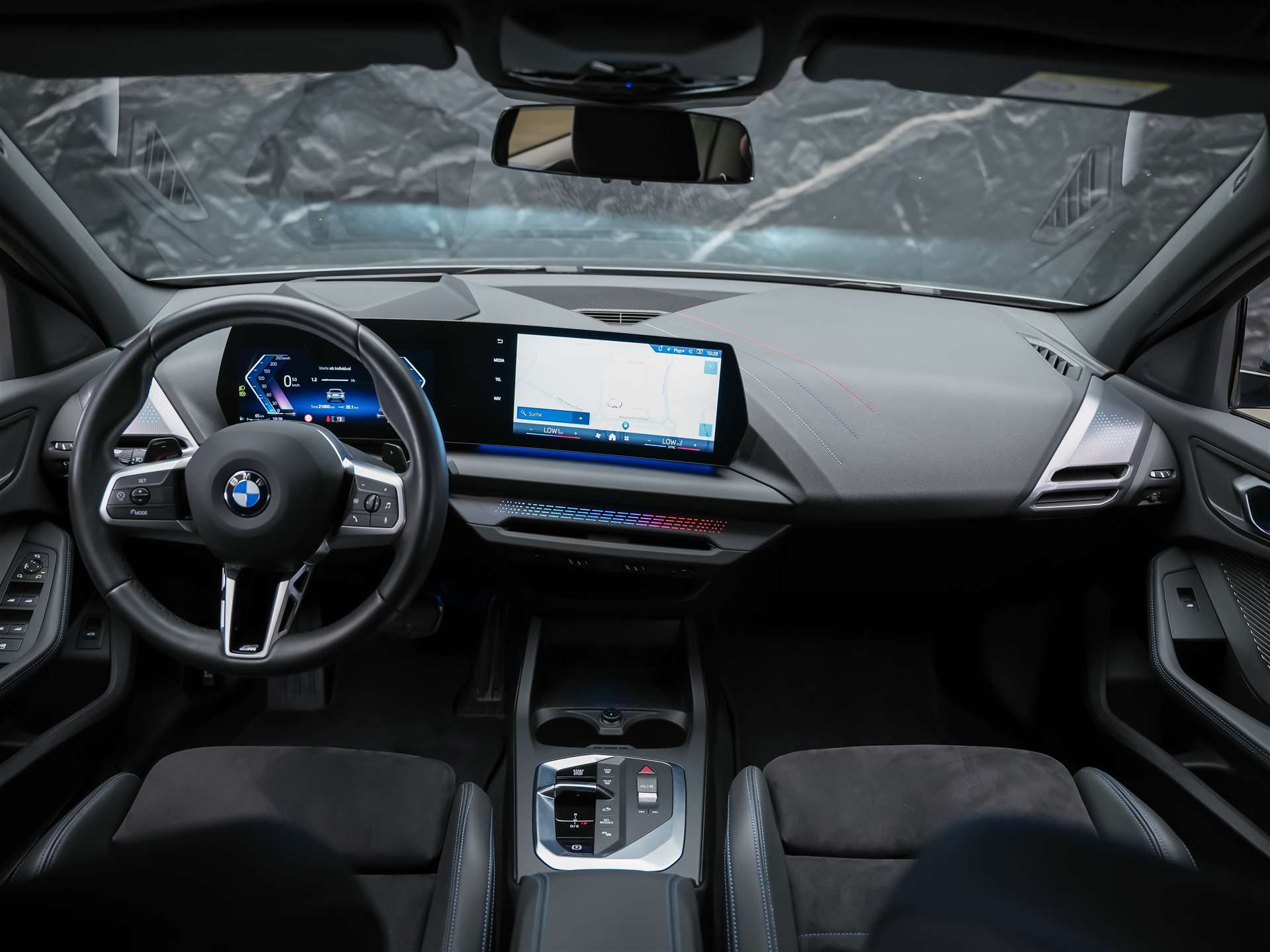 BMW 120 M Sport Steptronic *Werksgarantie*Head Up*Massage*-image-17