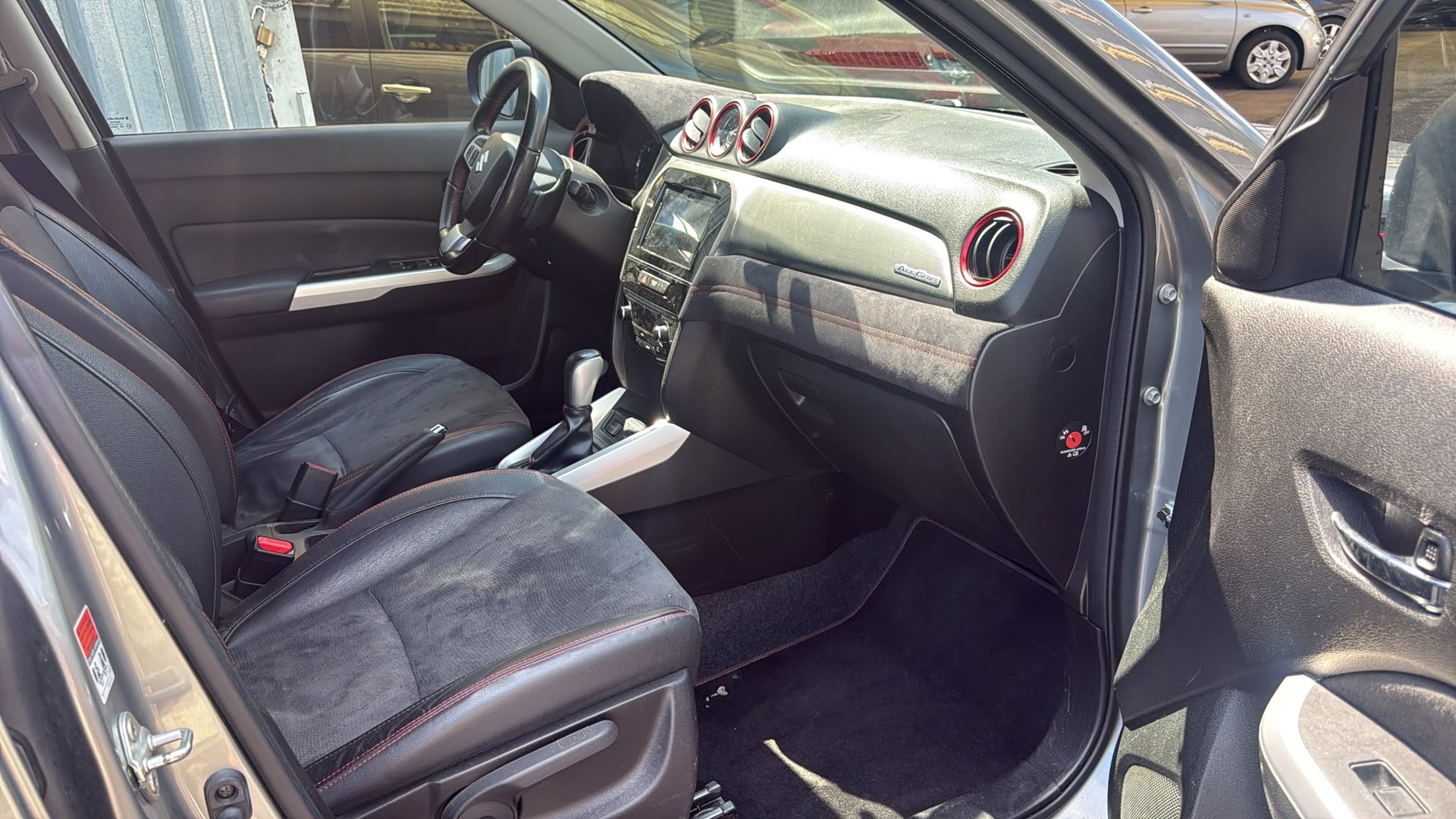 SUZUKI Vitara 1.4 Boosterjet Sergio Cellano Top Automatic-image-2