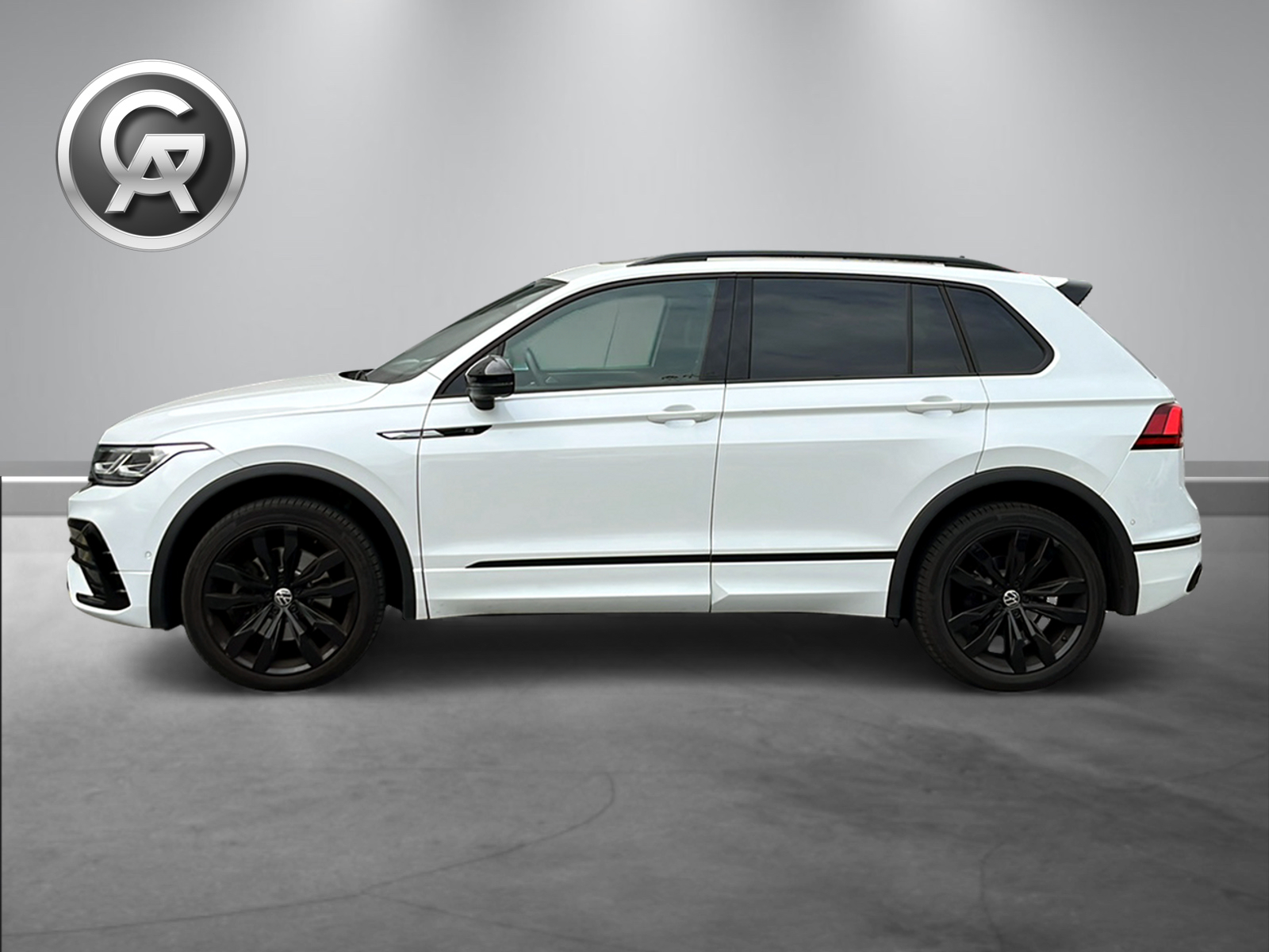 VW Tiguan 2.0TSI R-Line 4Motion DSG-image-9
