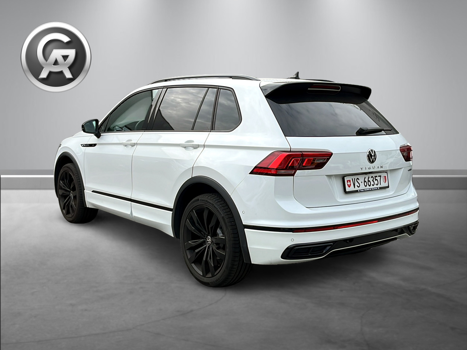 VW Tiguan 2.0TSI R-Line 4Motion DSG-image-14