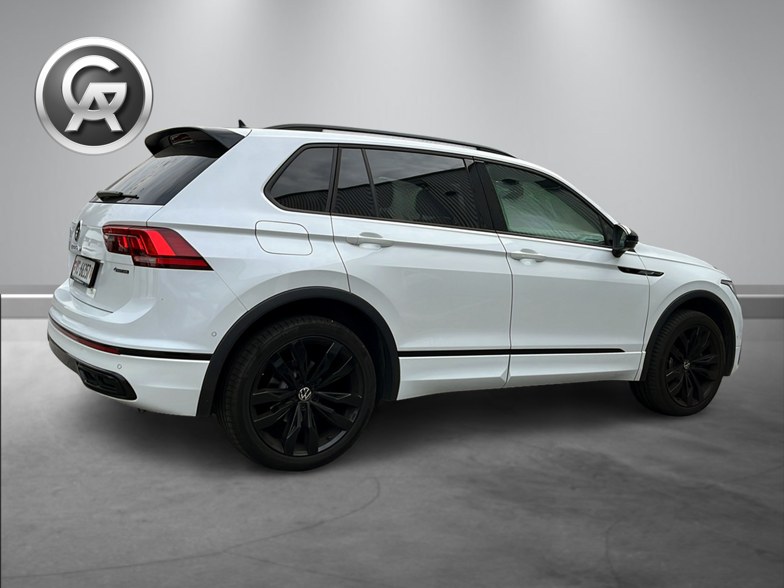 VW Tiguan 2.0TSI R-Line 4Motion DSG-image-10