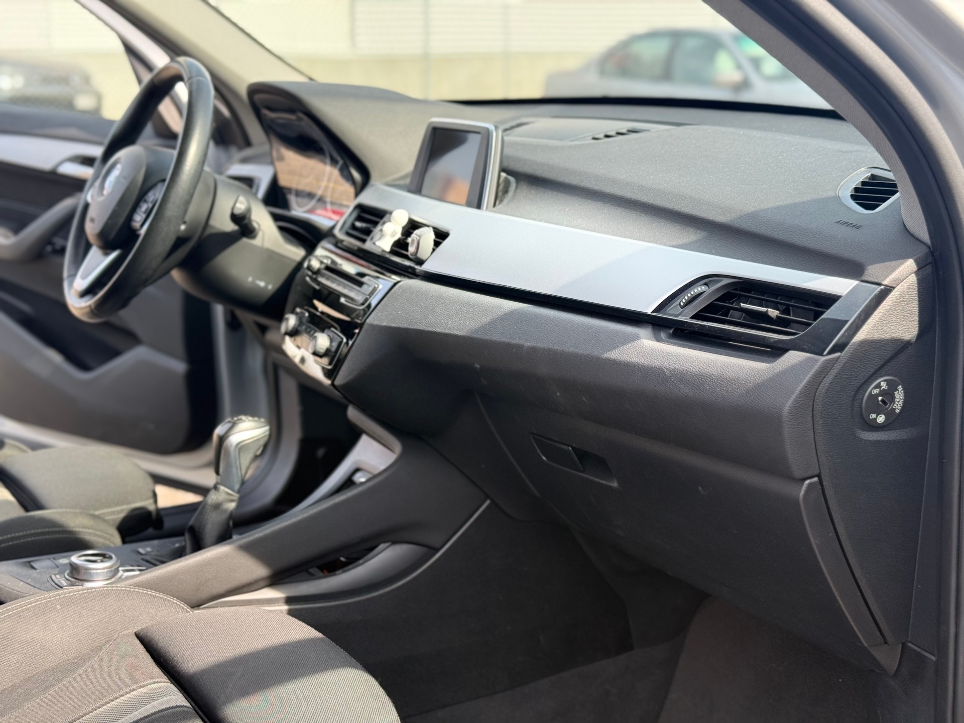 BMW X1 xDrive 18d Sport Line Steptronic-image-5