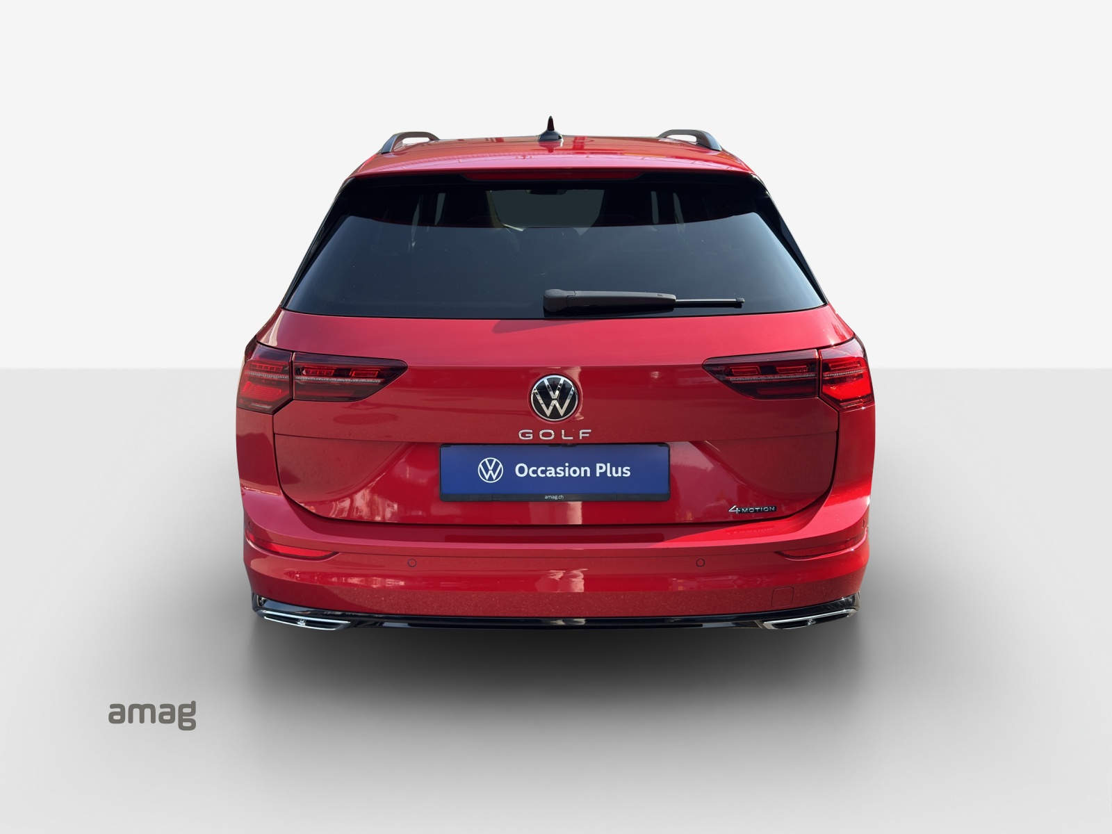 VW Golf Variant 2.0 TSI R-Line DSG 4Motion-image-3