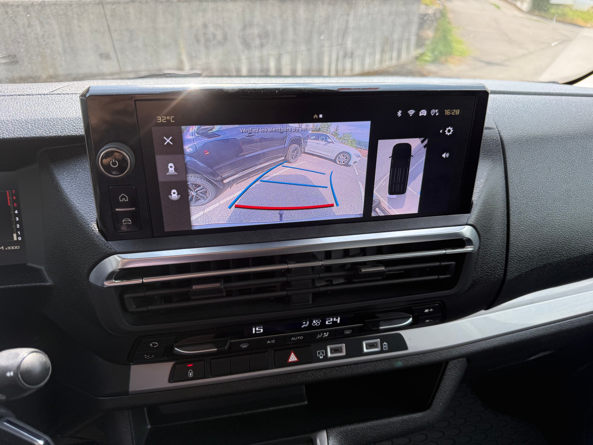 VW Amarok 2.0 BiTDI Highline 4Motion permanent A-image-6