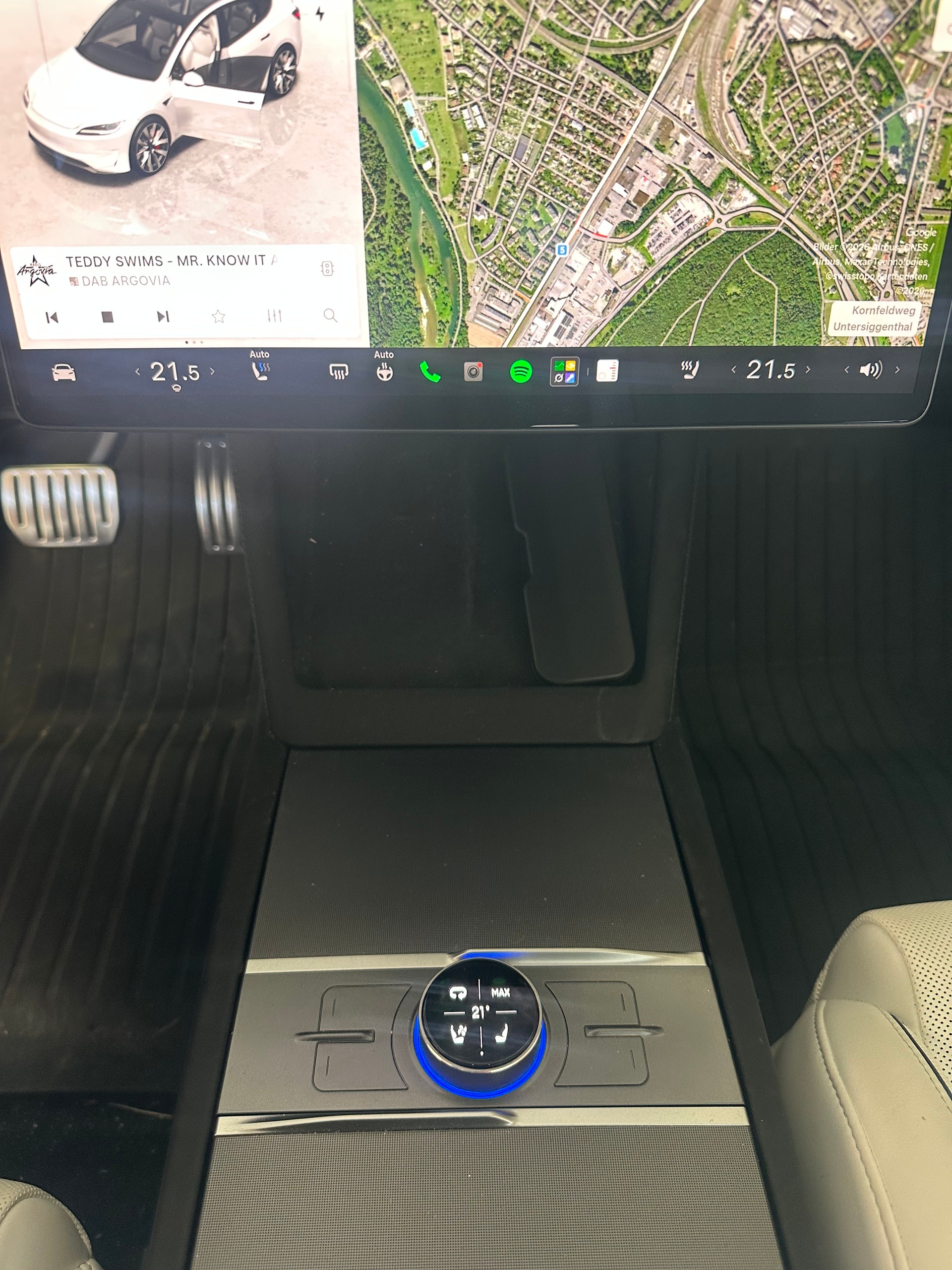 TESLA Performance-image-4