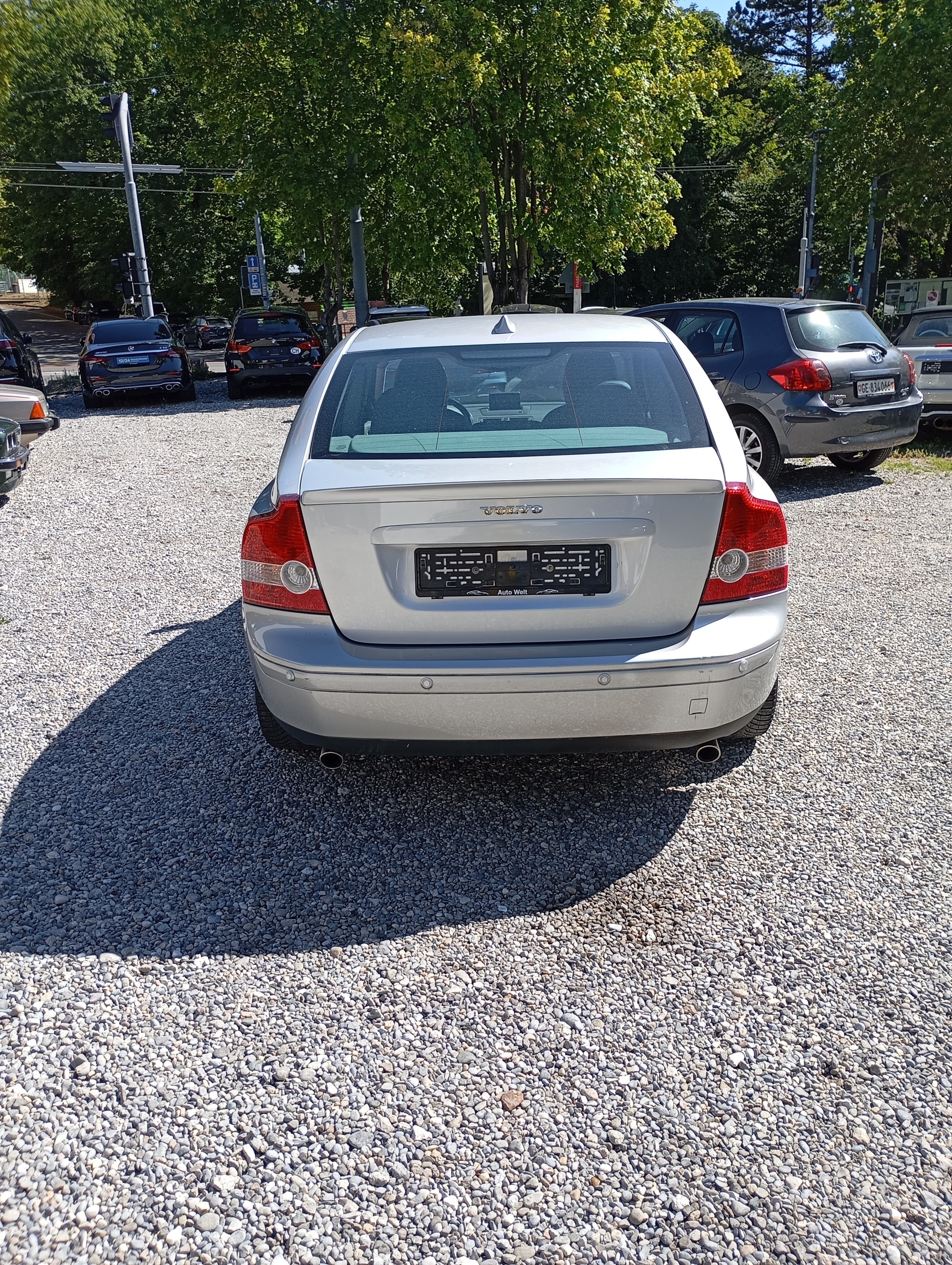 VOLVO S40 T5 Kinetic-image-2