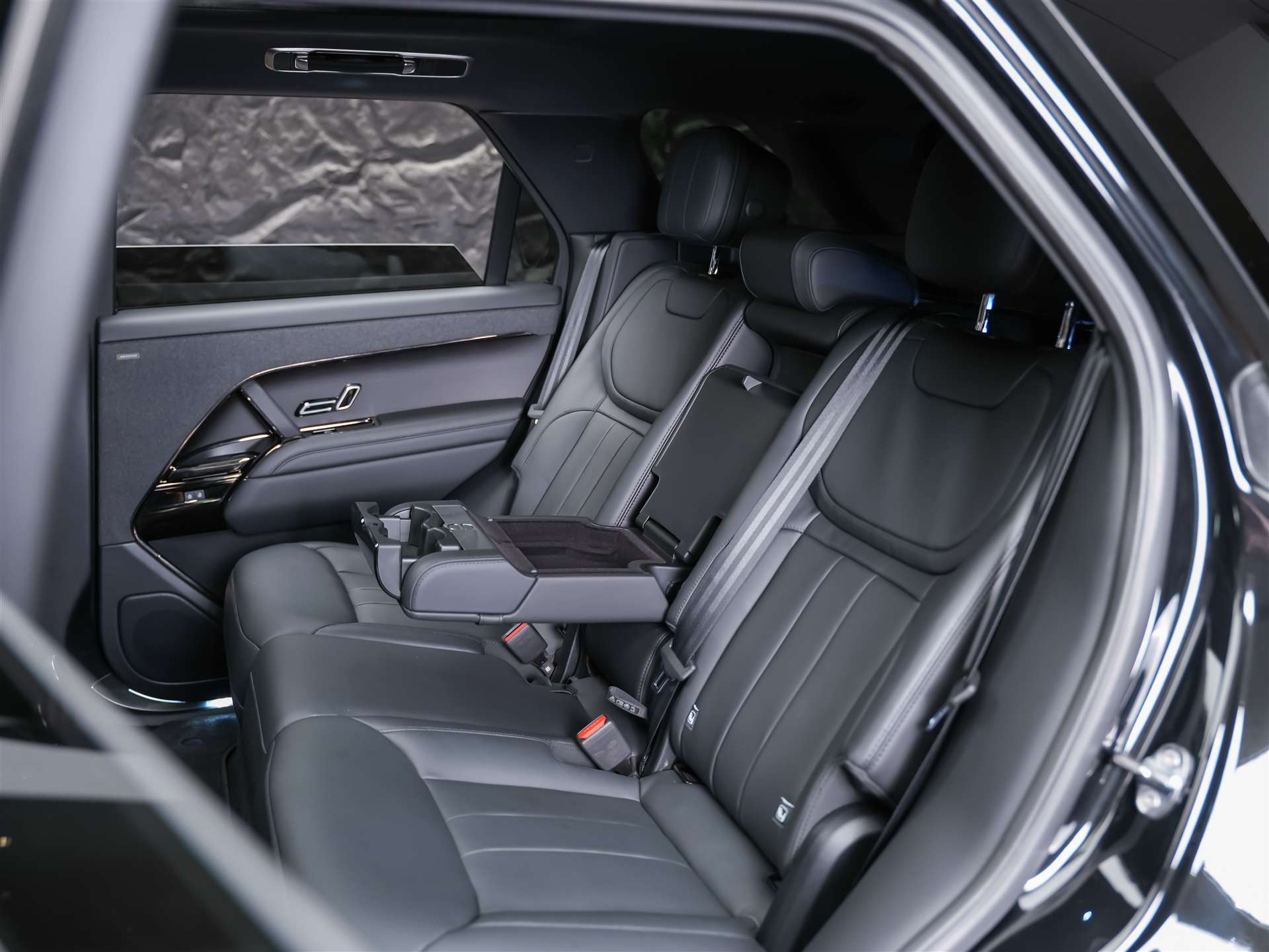 LAND ROVER Range Rover Sport 3.0 I6 300 SE Dynamic *24" Felgen*Panorama*Sitzlüftung*Head-Up*360° Kamera*-image-14