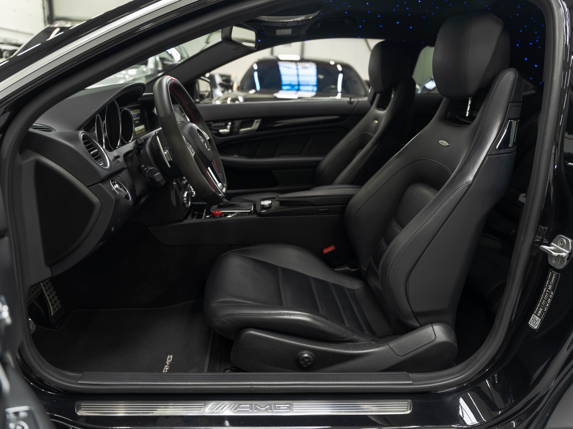 MERCEDES-BENZ C 63 Coupé AMG Speedshift MCT-image-7