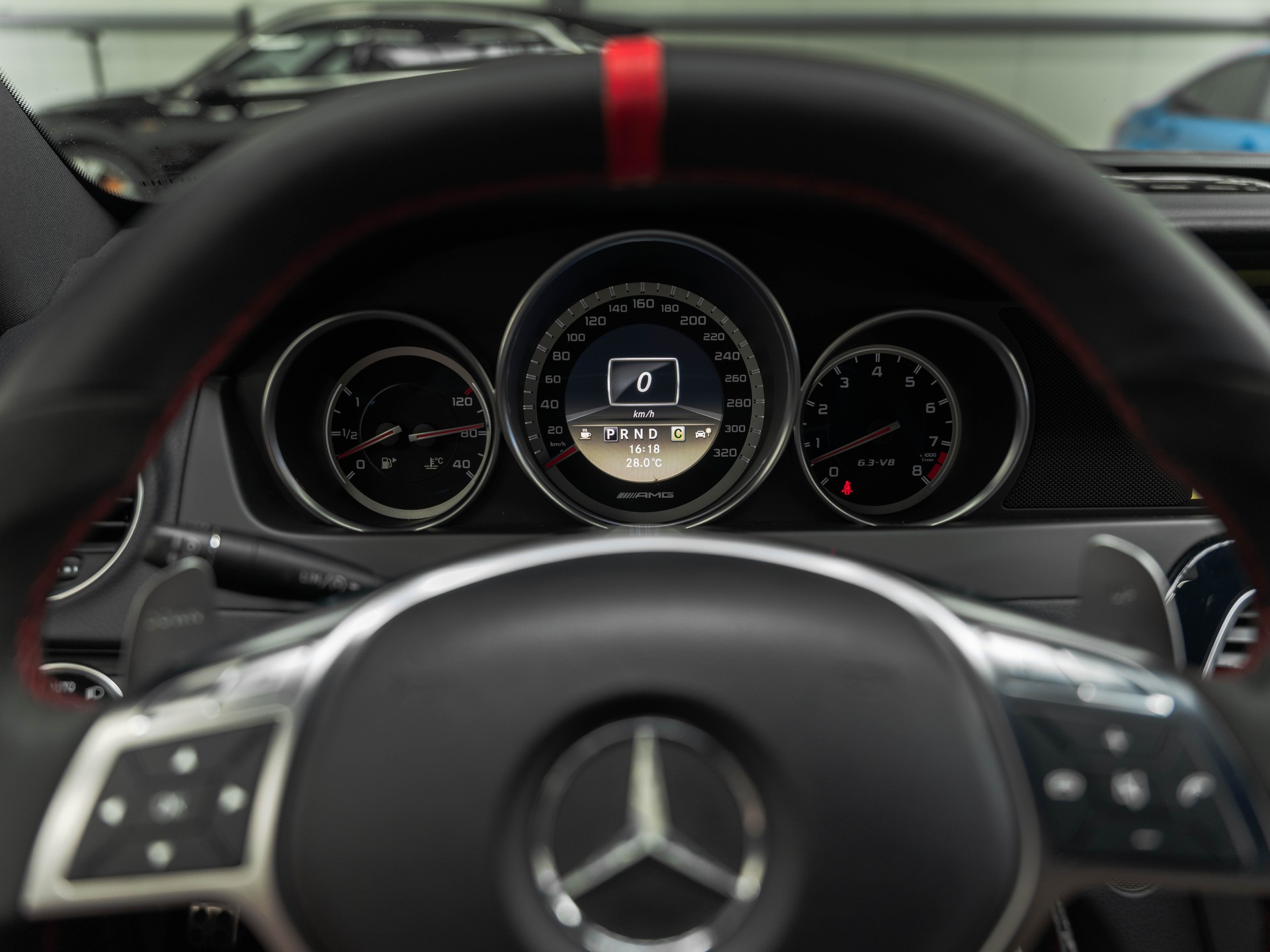 MERCEDES-BENZ C 63 Coupé AMG Speedshift MCT-image-25