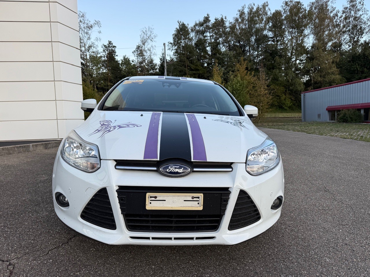 FORD Focus 1.0 SCTi Titanium-image-0