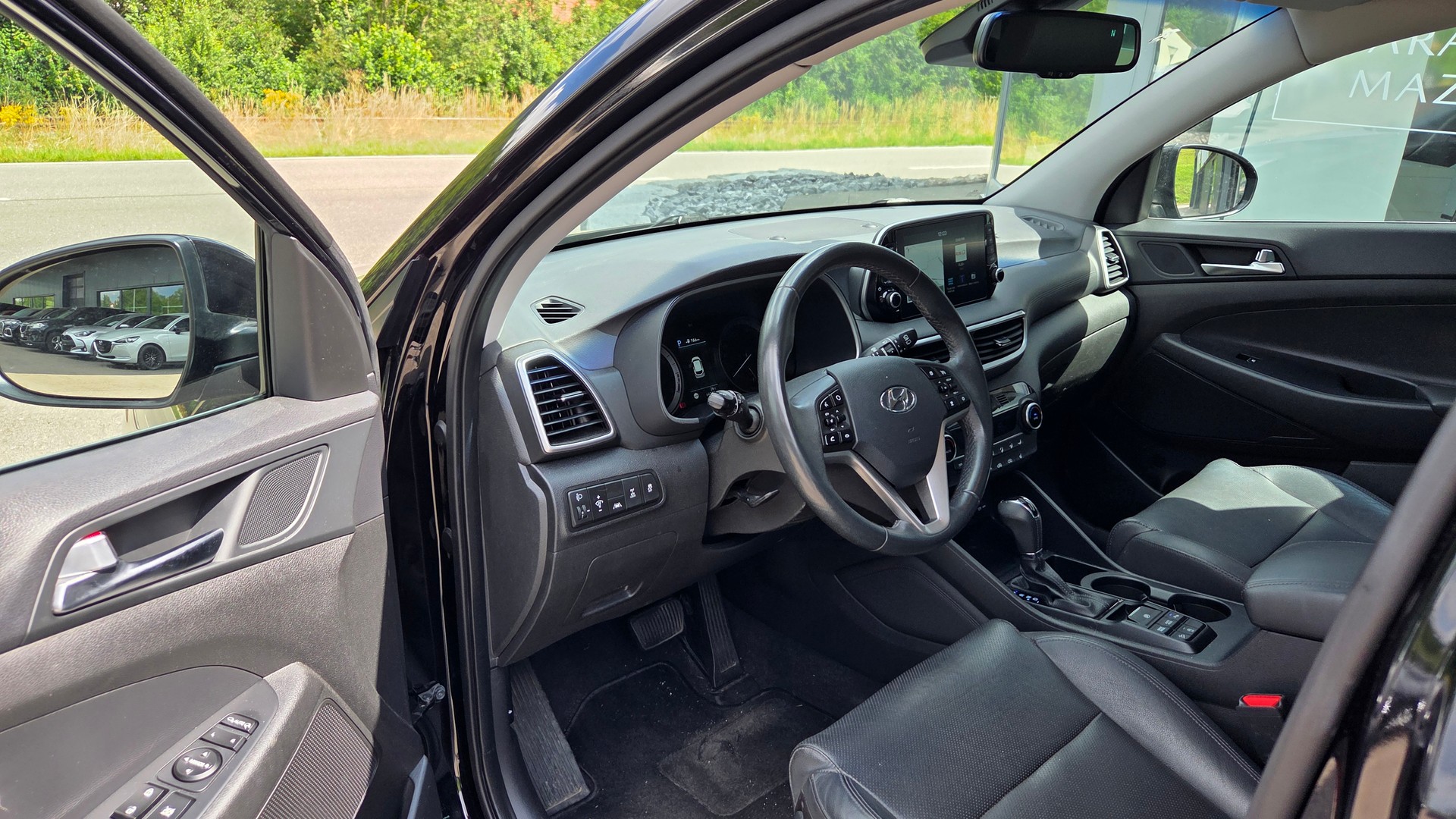 HYUNDAI Tucson 1.6 TGDI Amplia 4WD DCT-image-10