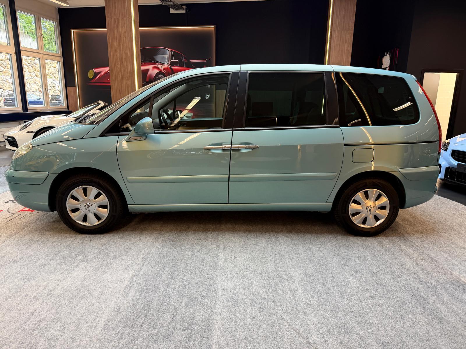 CITROEN C8 Minivan 2.2 16V HDi Exclusive-image-6