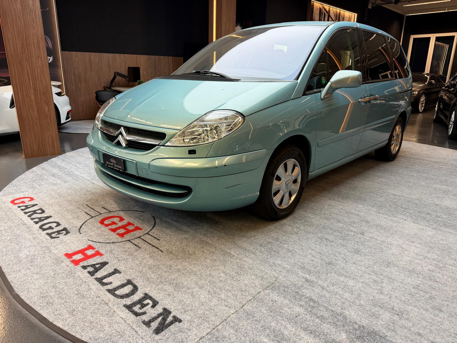 CITROEN C8 Minivan 2.2 16V HDi Exclusive-image-2