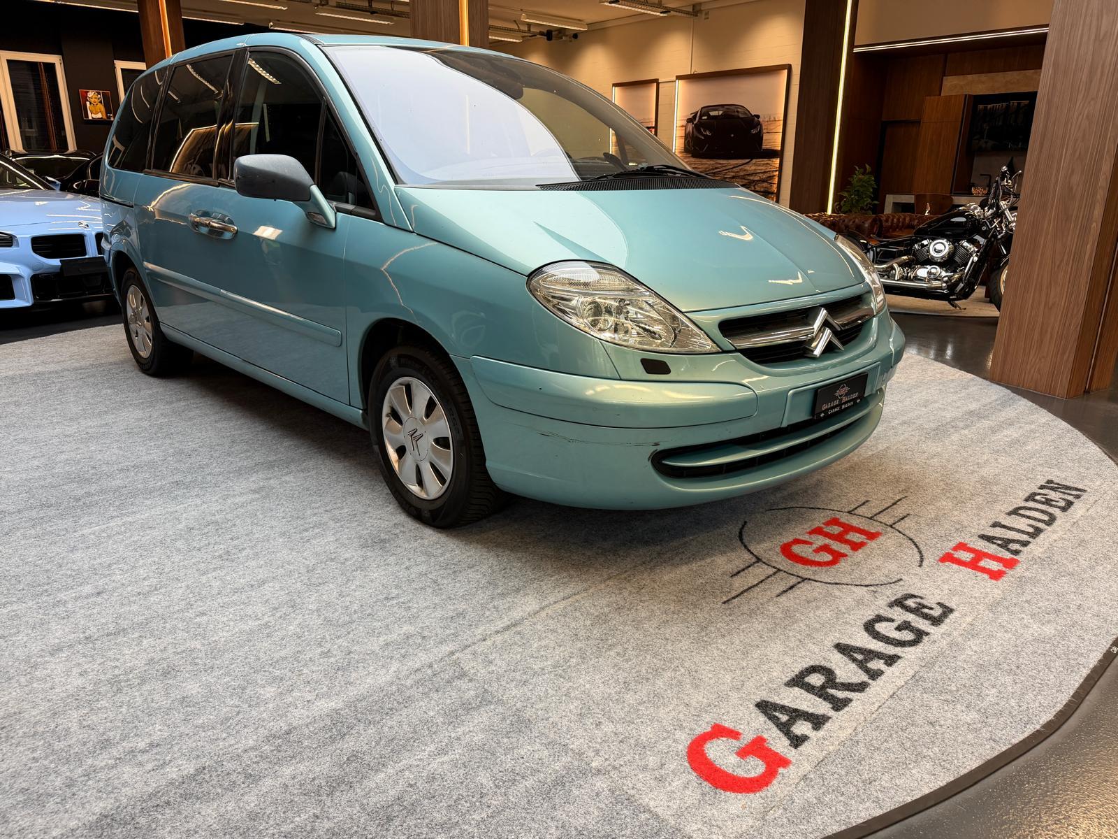 CITROEN C8 Minivan 2.2 16V HDi Exclusive-image-0