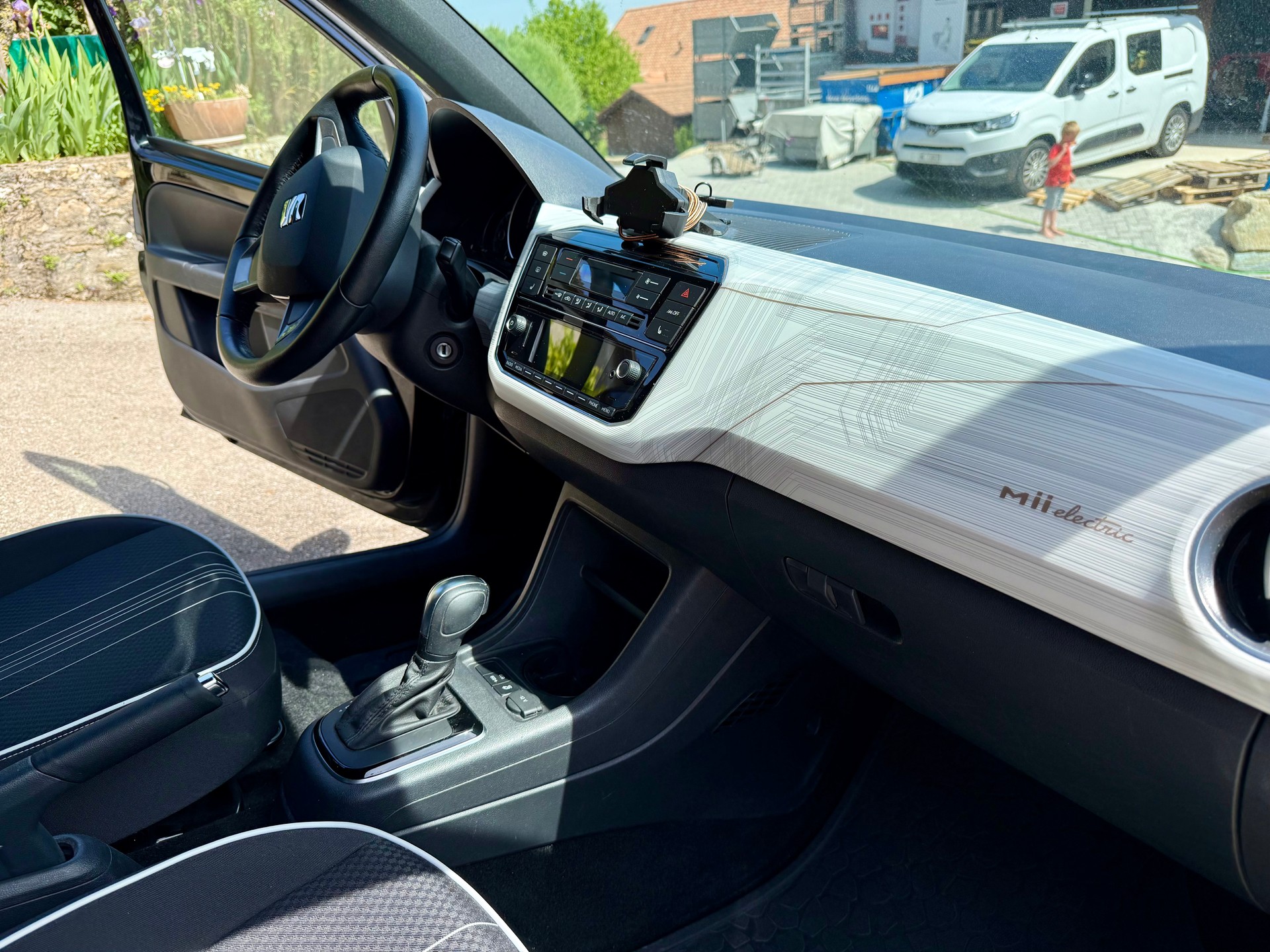 SEAT electric Plus-image-2