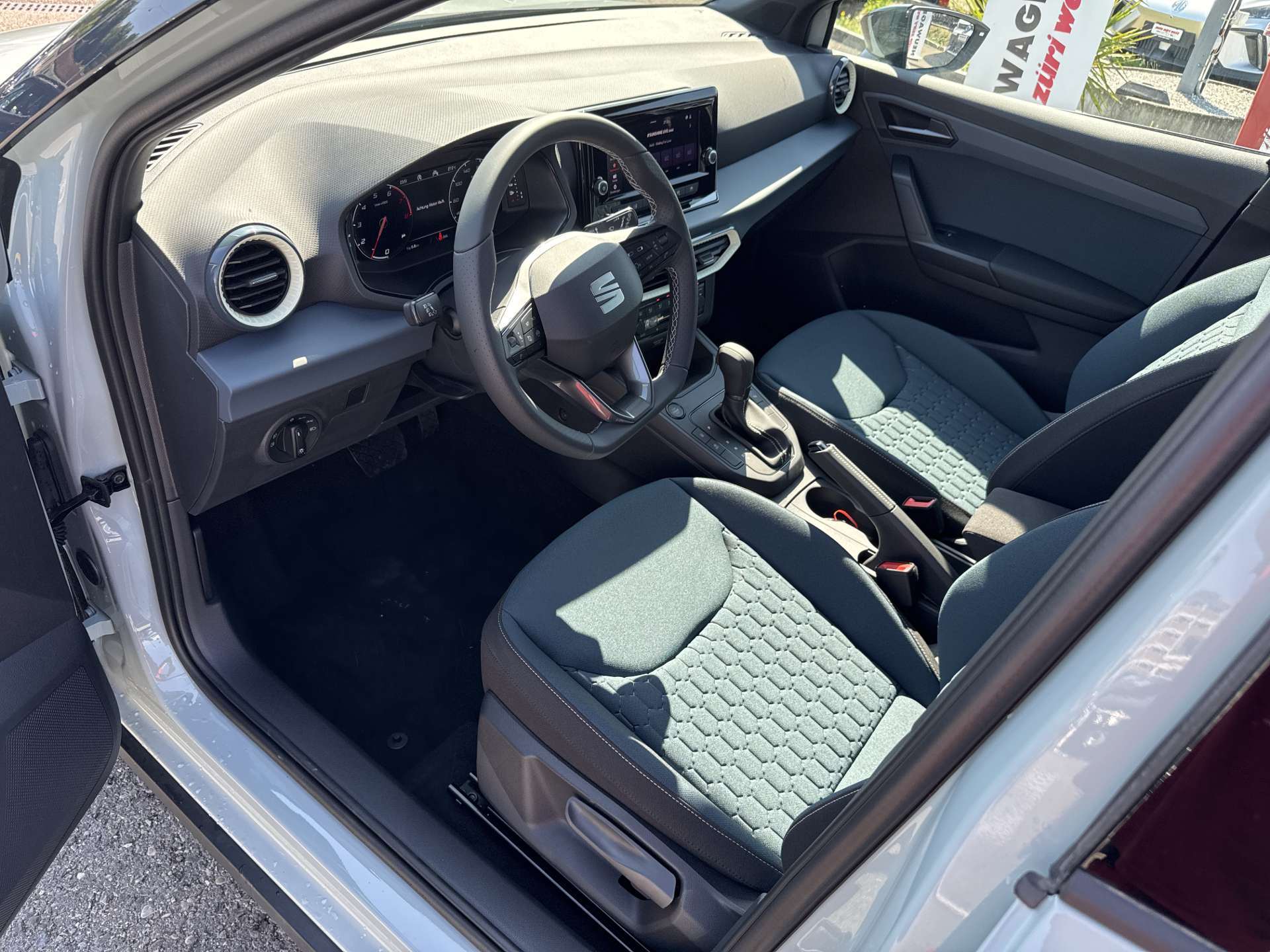 SEAT Arona 1.0 TSi Eco Style DSG-Automat-image-5