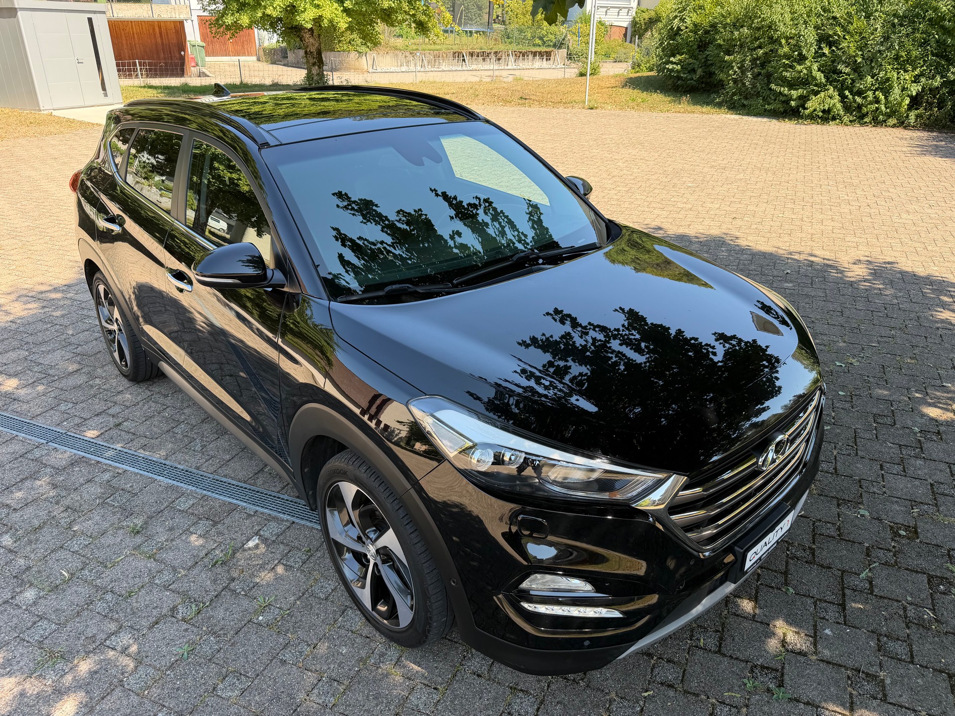 HYUNDAI Tucson 2.0 CRDI Vertex 4WD Automatic-image-1