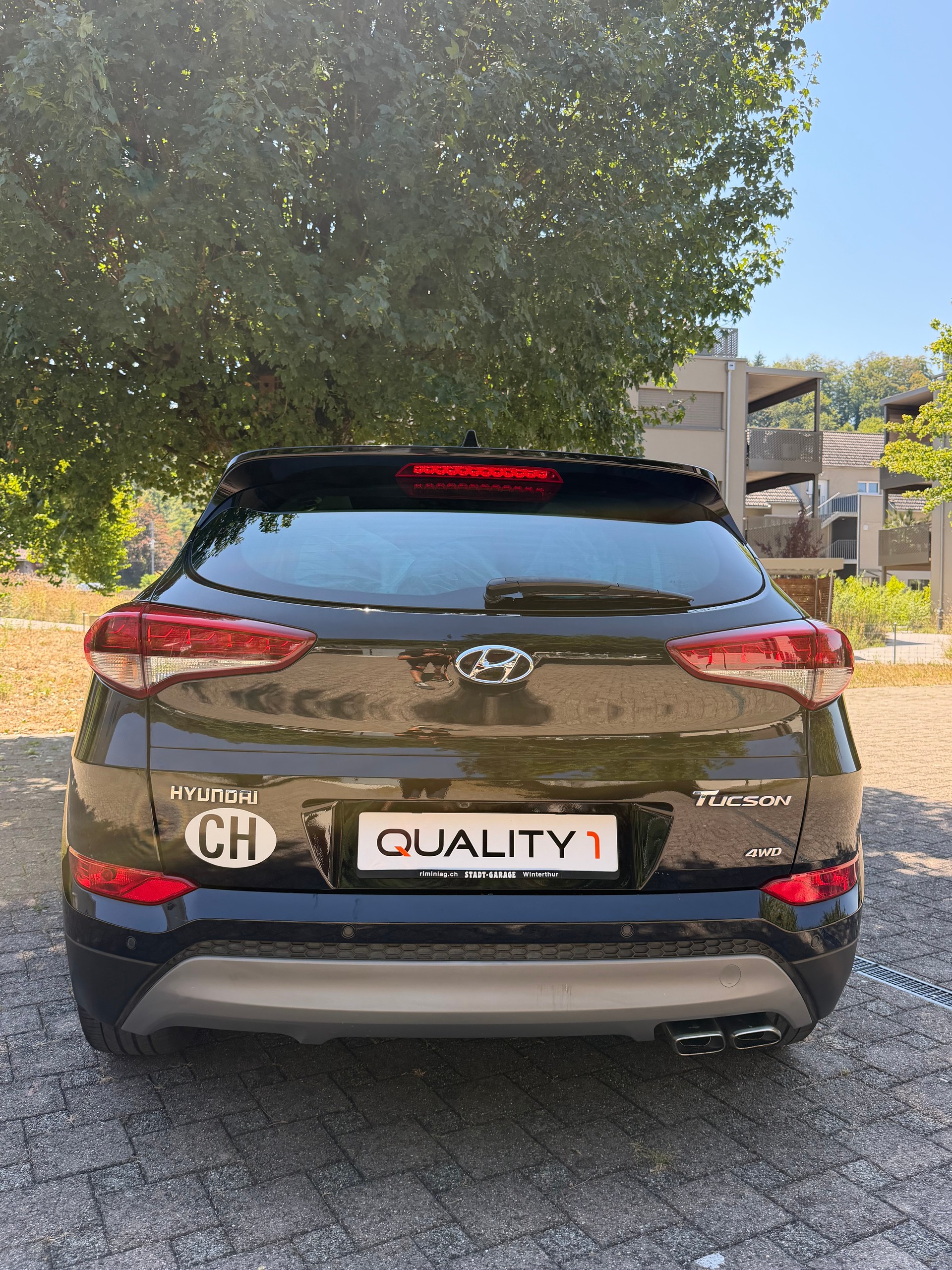 HYUNDAI Tucson 2.0 CRDI Vertex 4WD Automatic-image-5