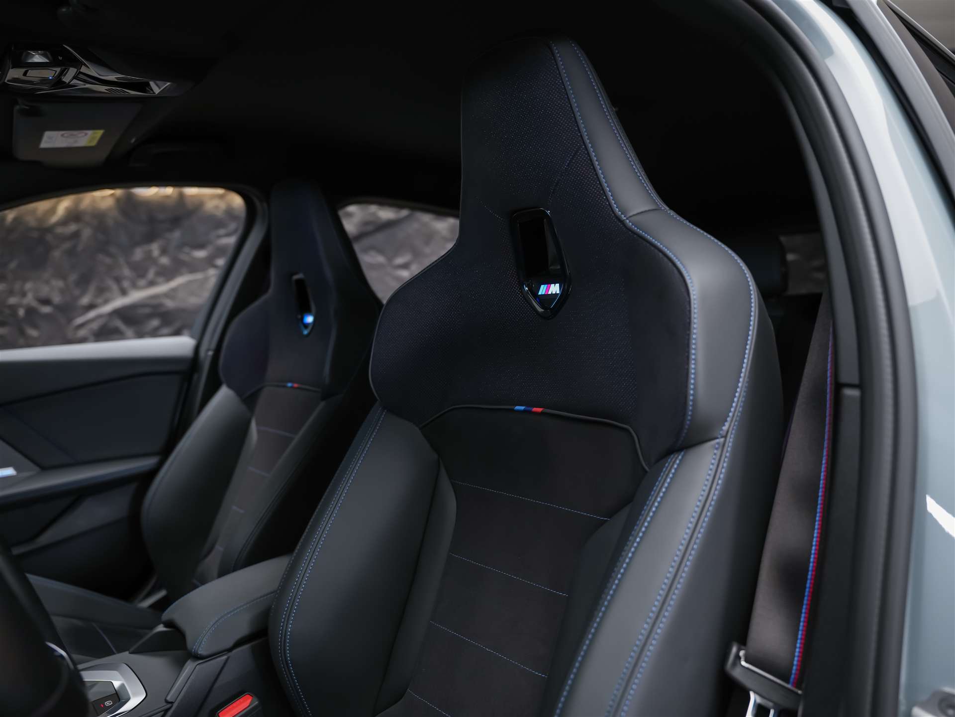 BMW M135 xDrive M Sport Pro *Schalensitze*Harman/Kardon*Assistenten*-image-9
