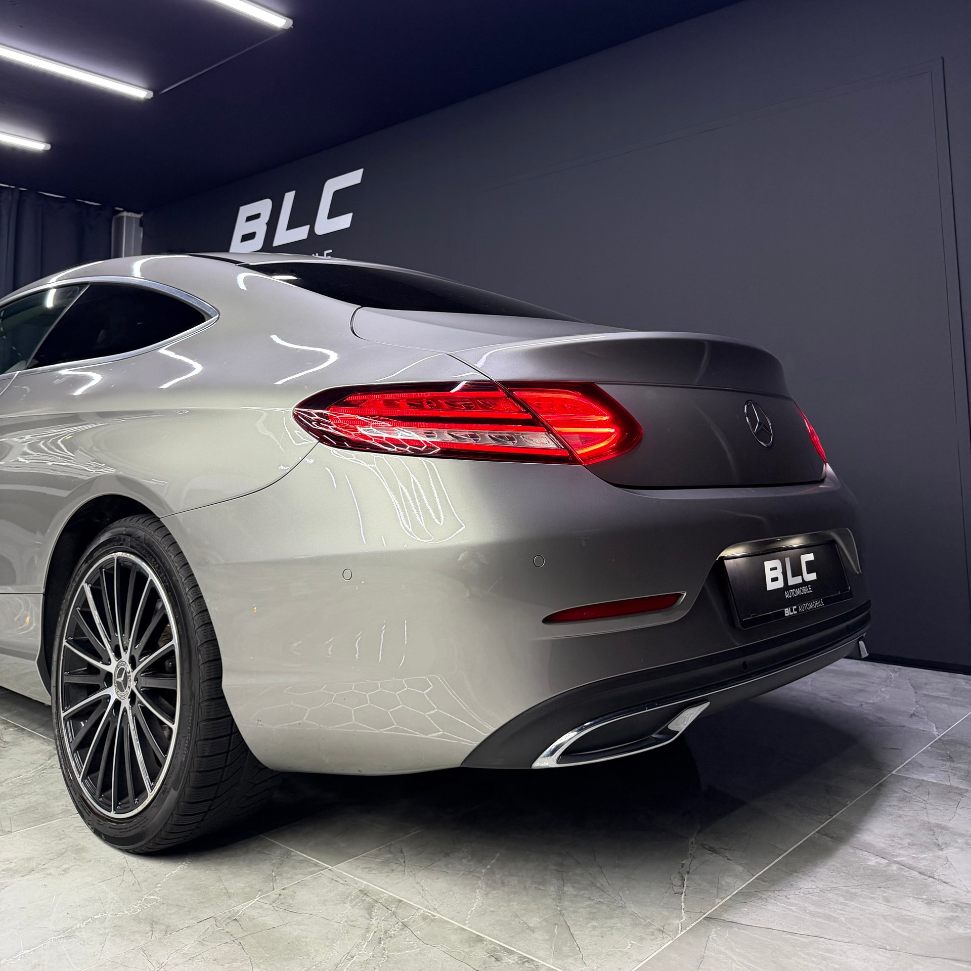 MERCEDES-BENZ C 220 d Coupé 9G-Tronic-image-5