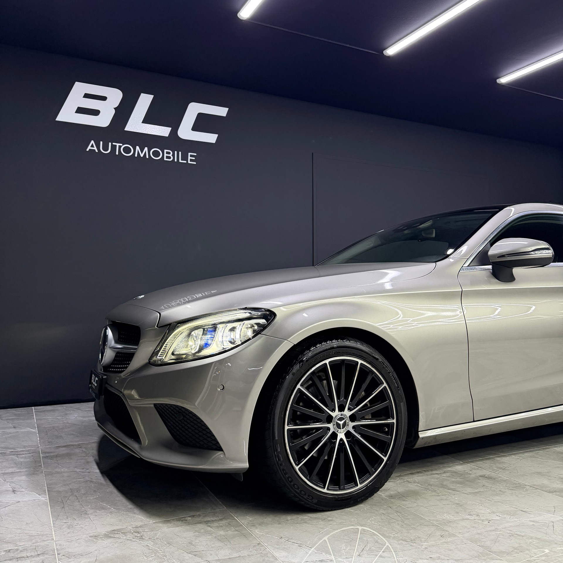 MERCEDES-BENZ C 220 d Coupé 9G-Tronic-image-1