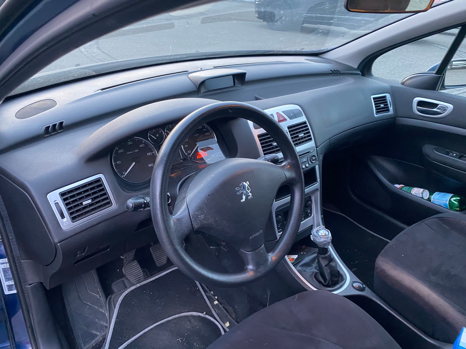 PEUGEOT 307 SW 1.6 HDI-image-4