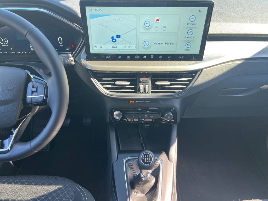 FORD Kuga 1.5 SCTi Titanium FWD-image-6