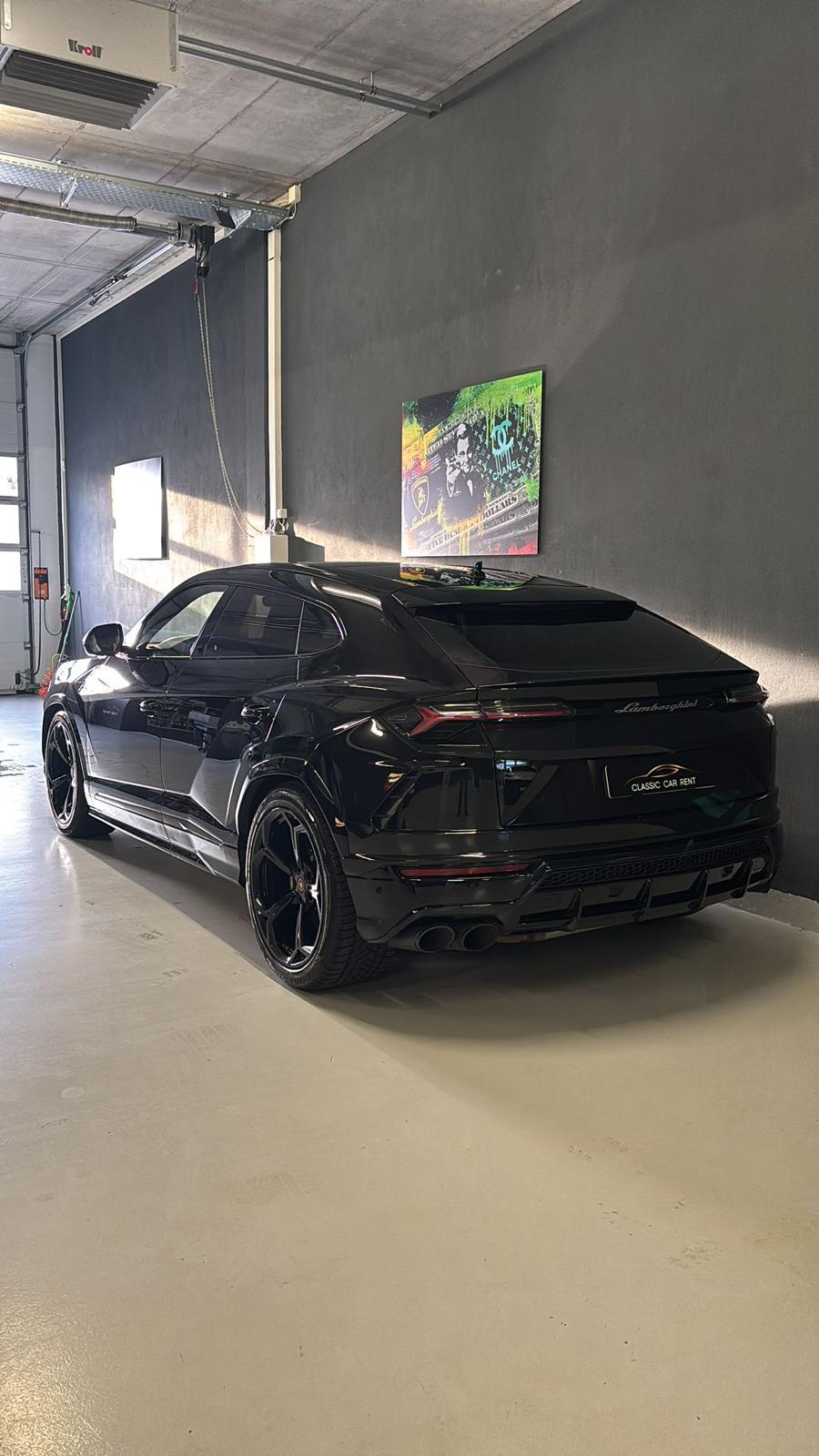 LAMBORGHINI 4.0-image-1