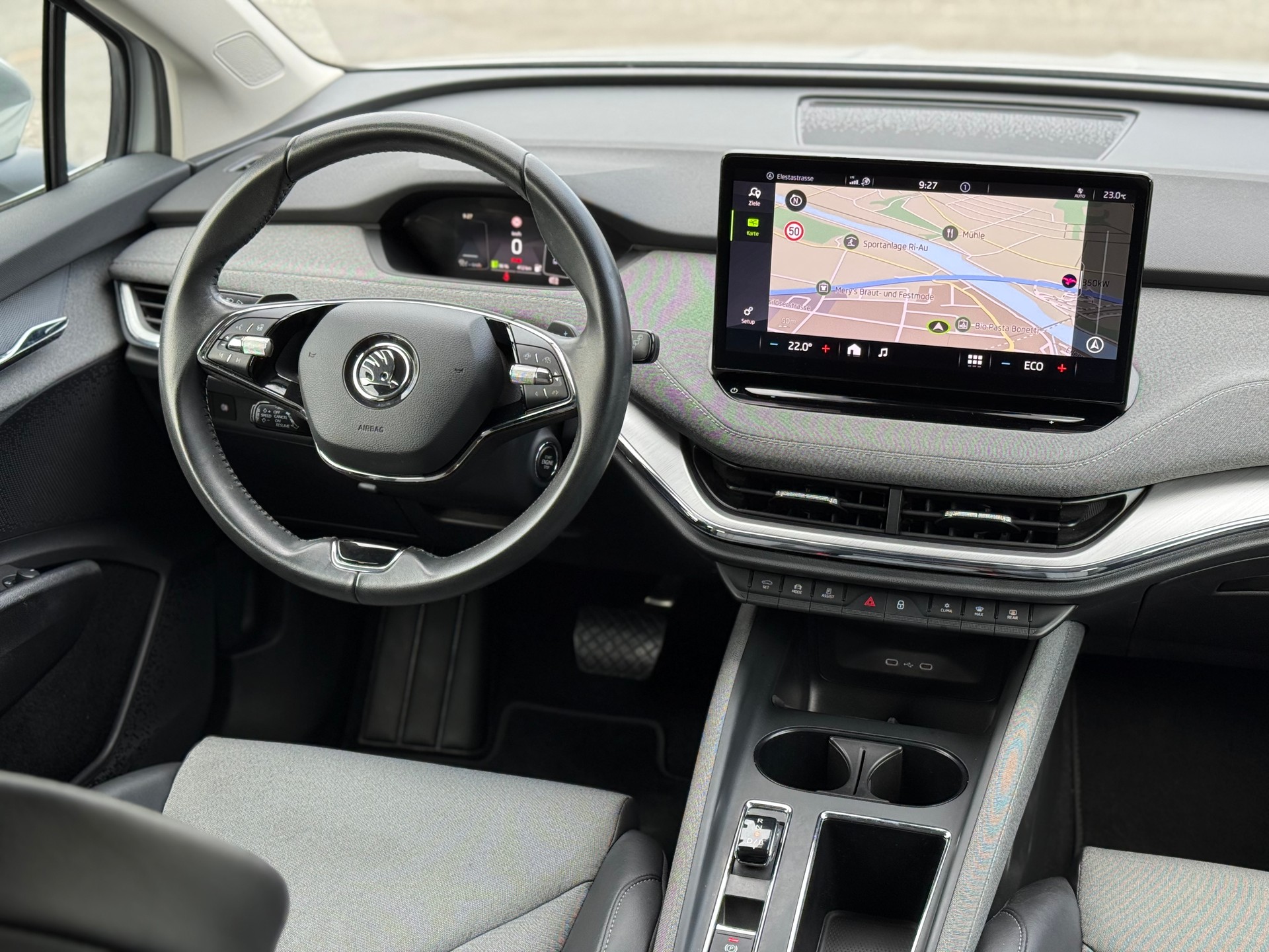 SKODA Enyaq iV 80x-image-16