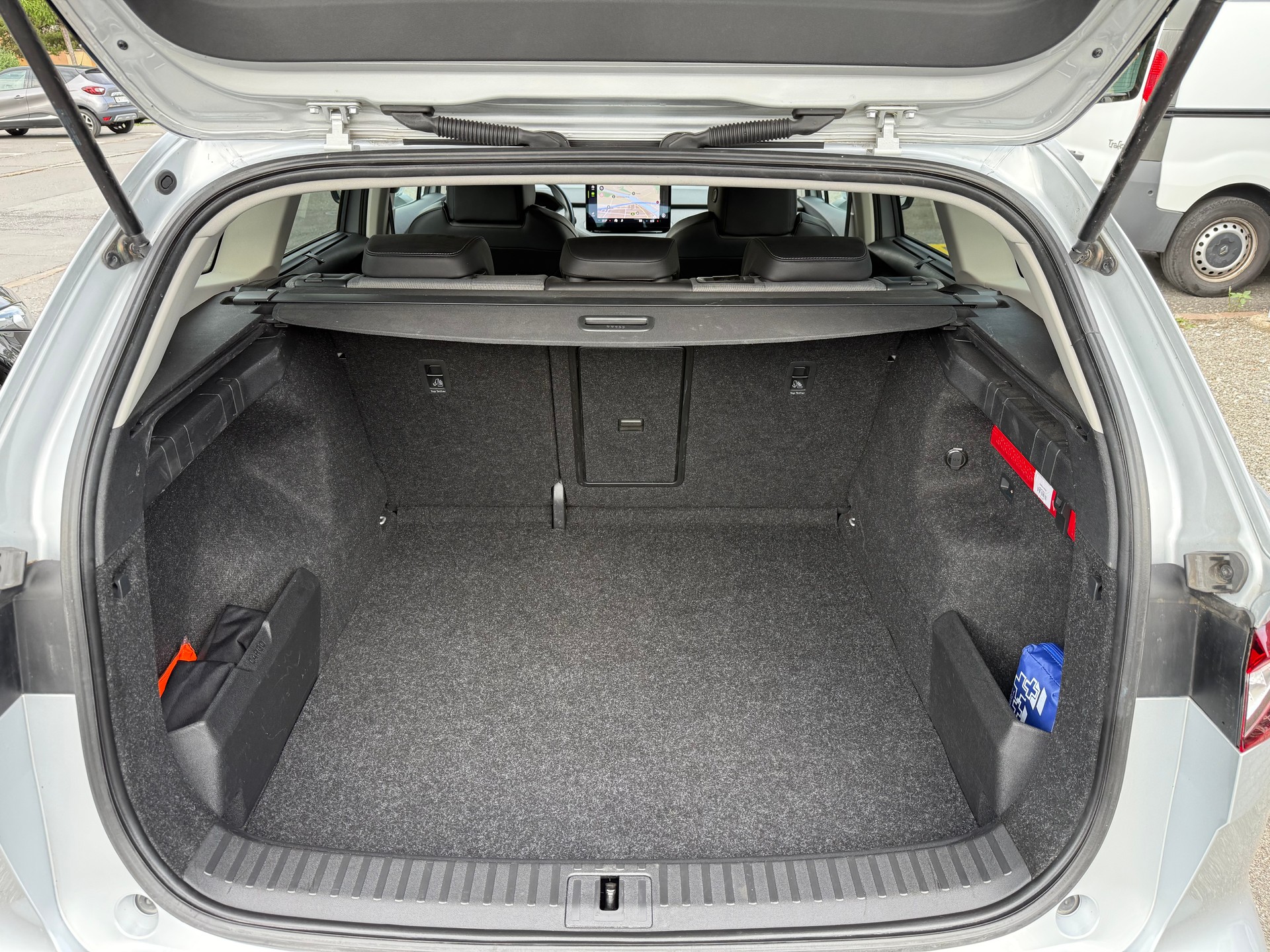 SKODA Enyaq iV 80x-image-13