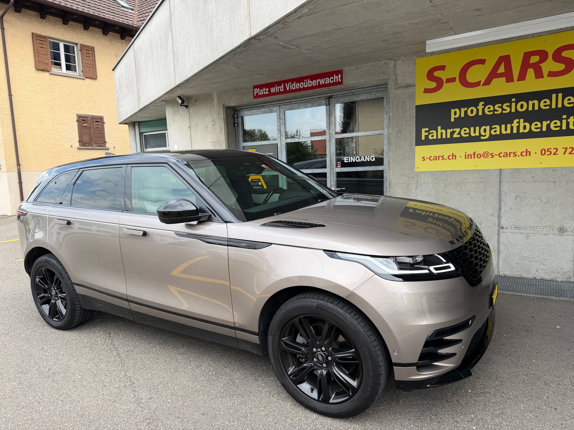 LAND ROVER Range Rover Velar 2.0 T Edition-image-4