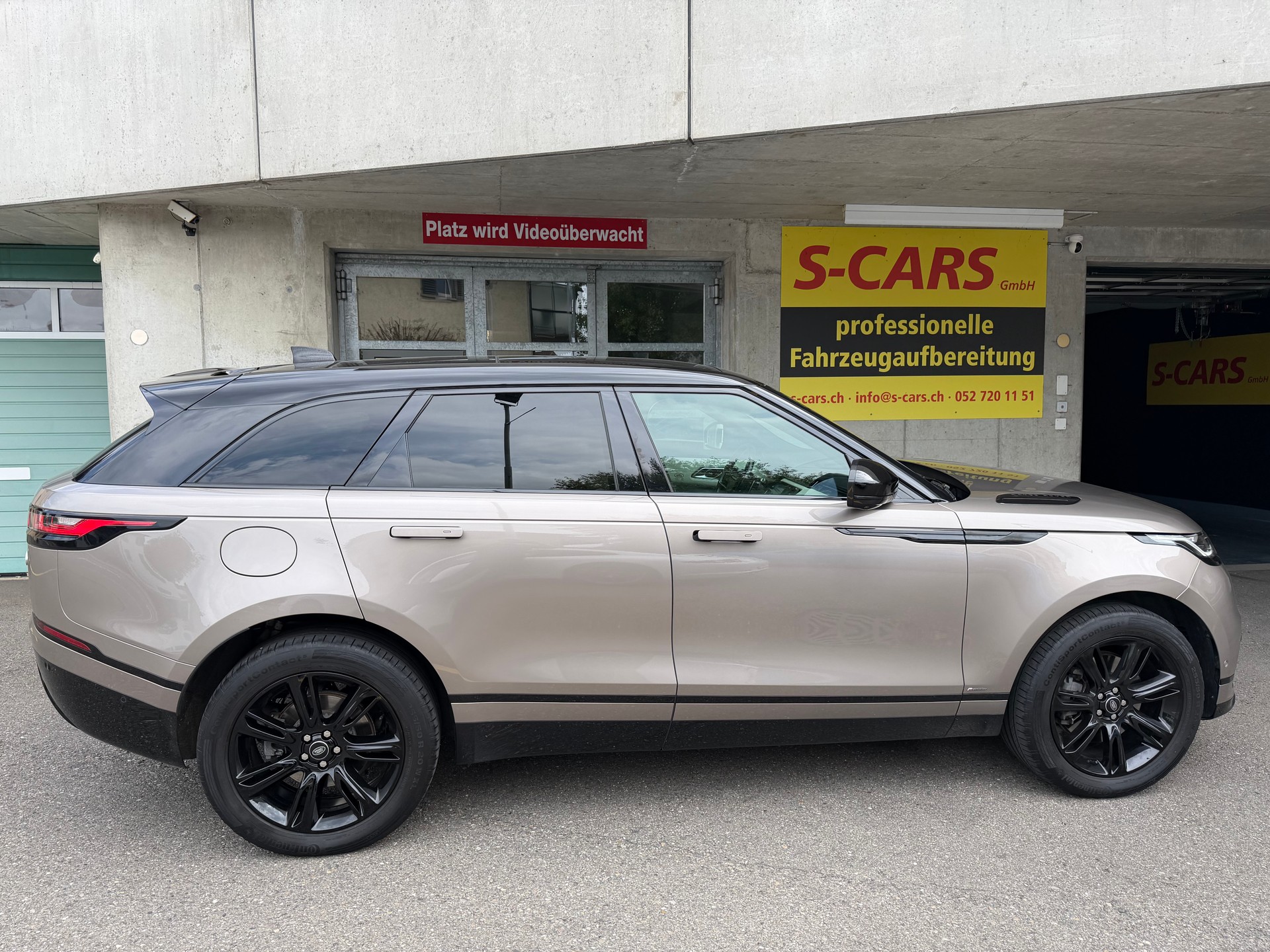 LAND ROVER Range Rover Velar 2.0 T Edition-image-5