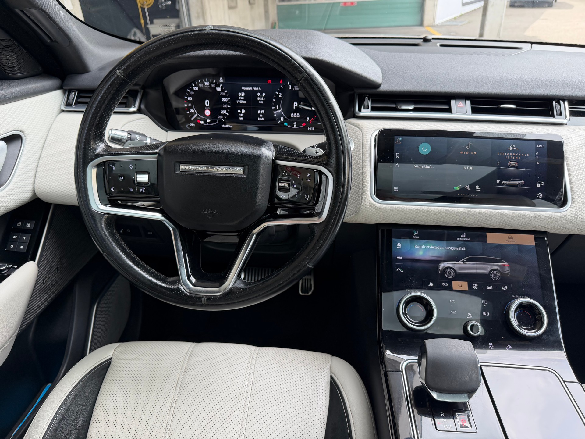 LAND ROVER Range Rover Velar 2.0 T Edition-image-6