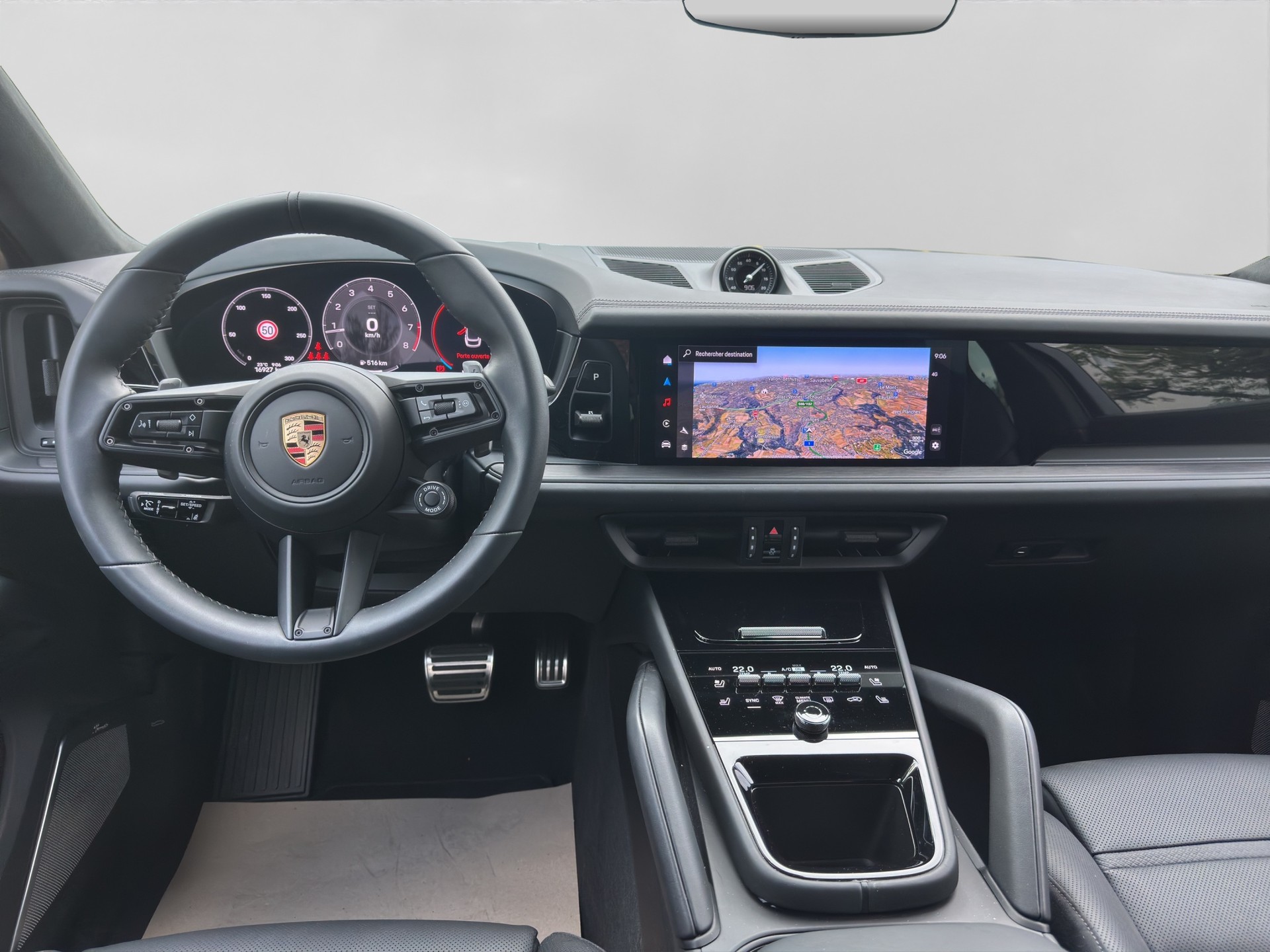 PORSCHE Cayenne Coupé GTS Tiptronic-image-12