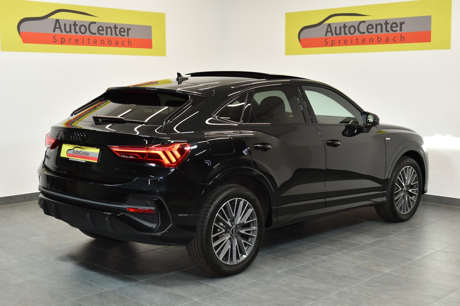 AUDI Q3 Sportback 35 TFSI S line Attraction S-tronic-image-13